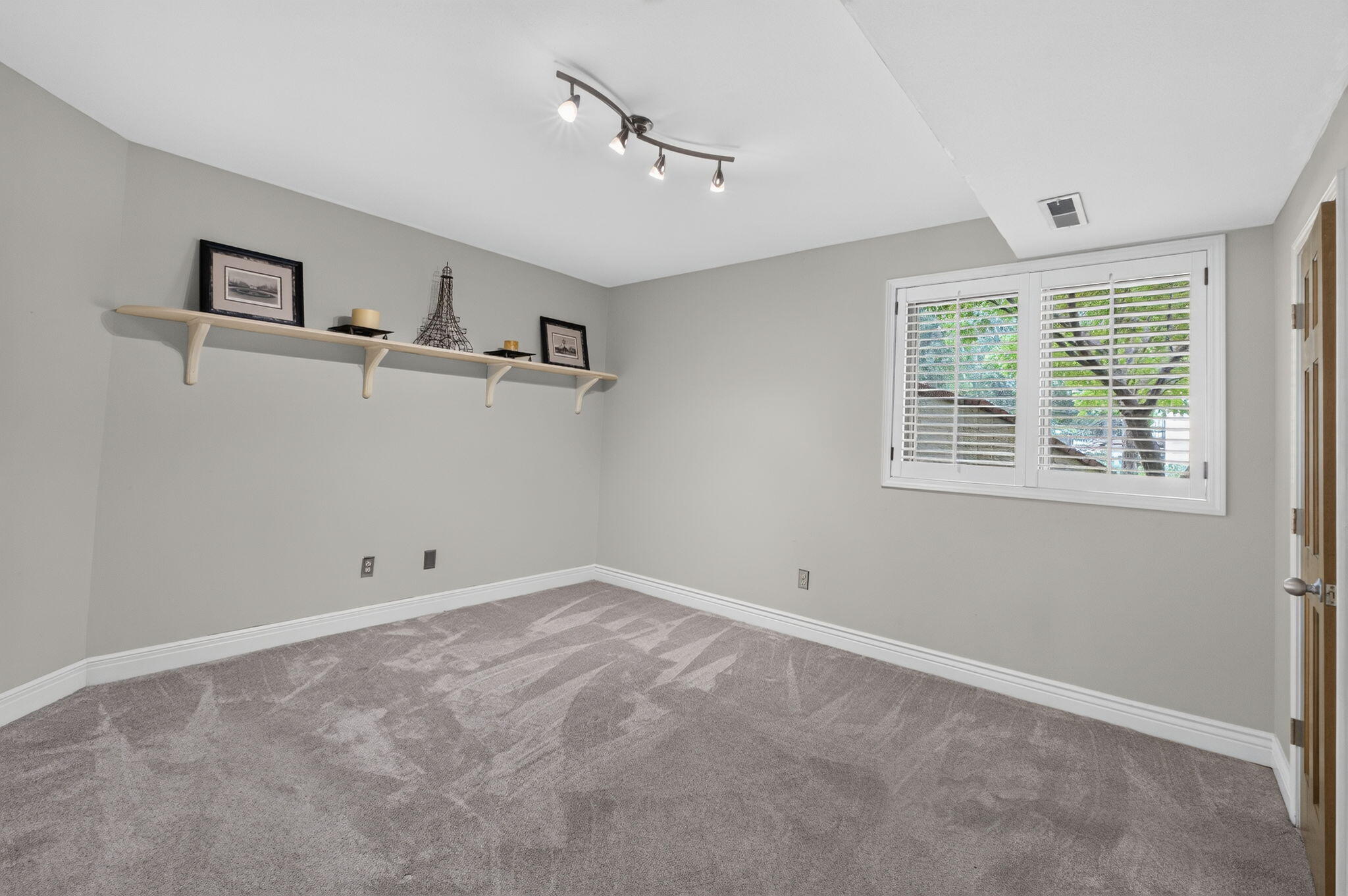5809 South Clay Avenue Property Photo 34