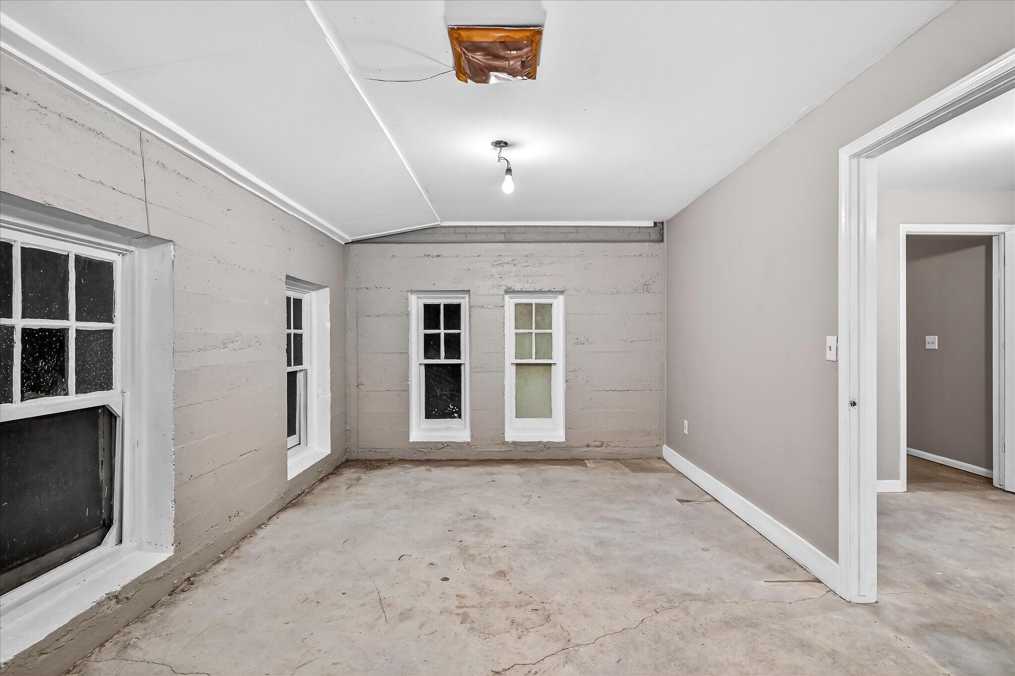 206 North Main Street Property Photo 29