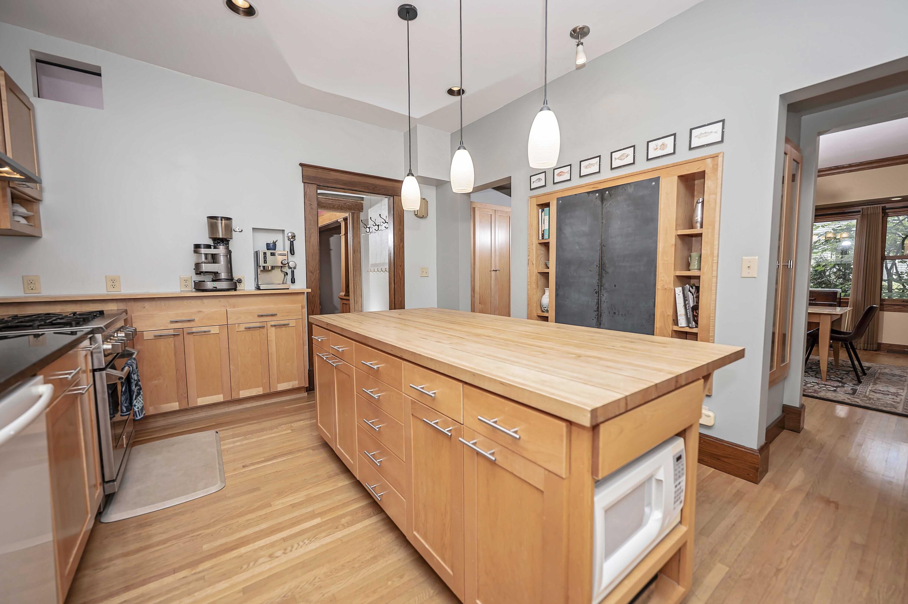 941 South Pickwick Avenue Property Photo 11