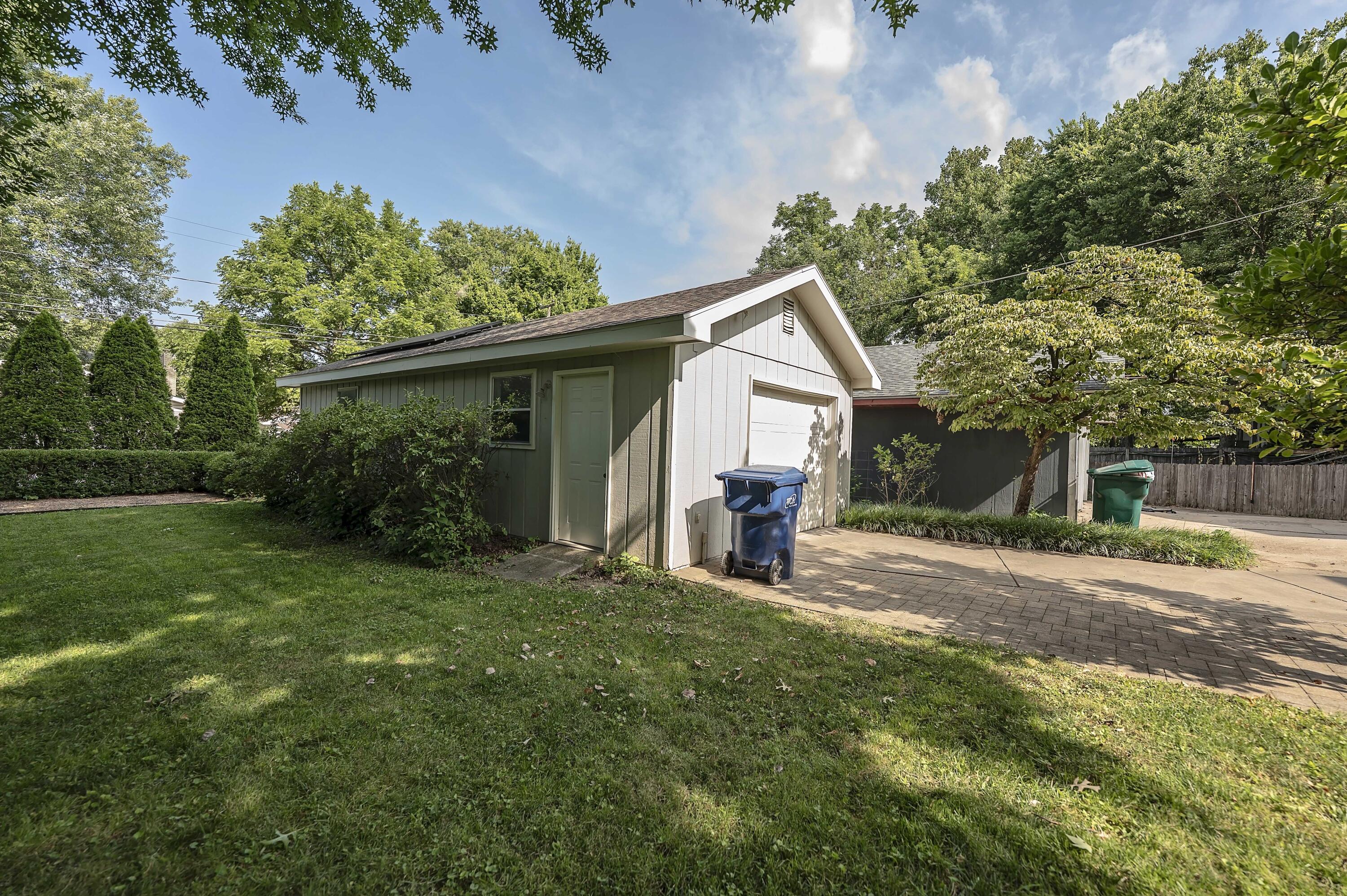 941 South Pickwick Avenue Property Photo 34