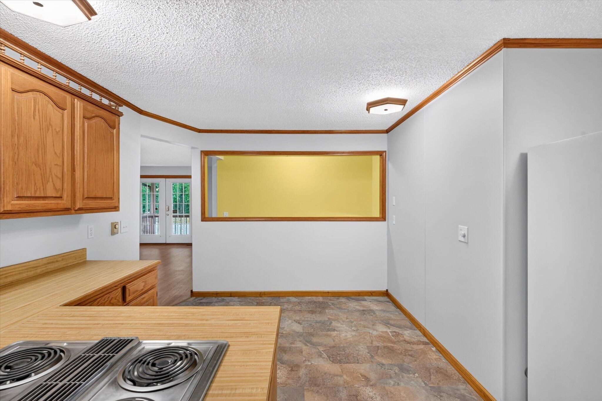 1054 East Preston Lane Property Photo 15