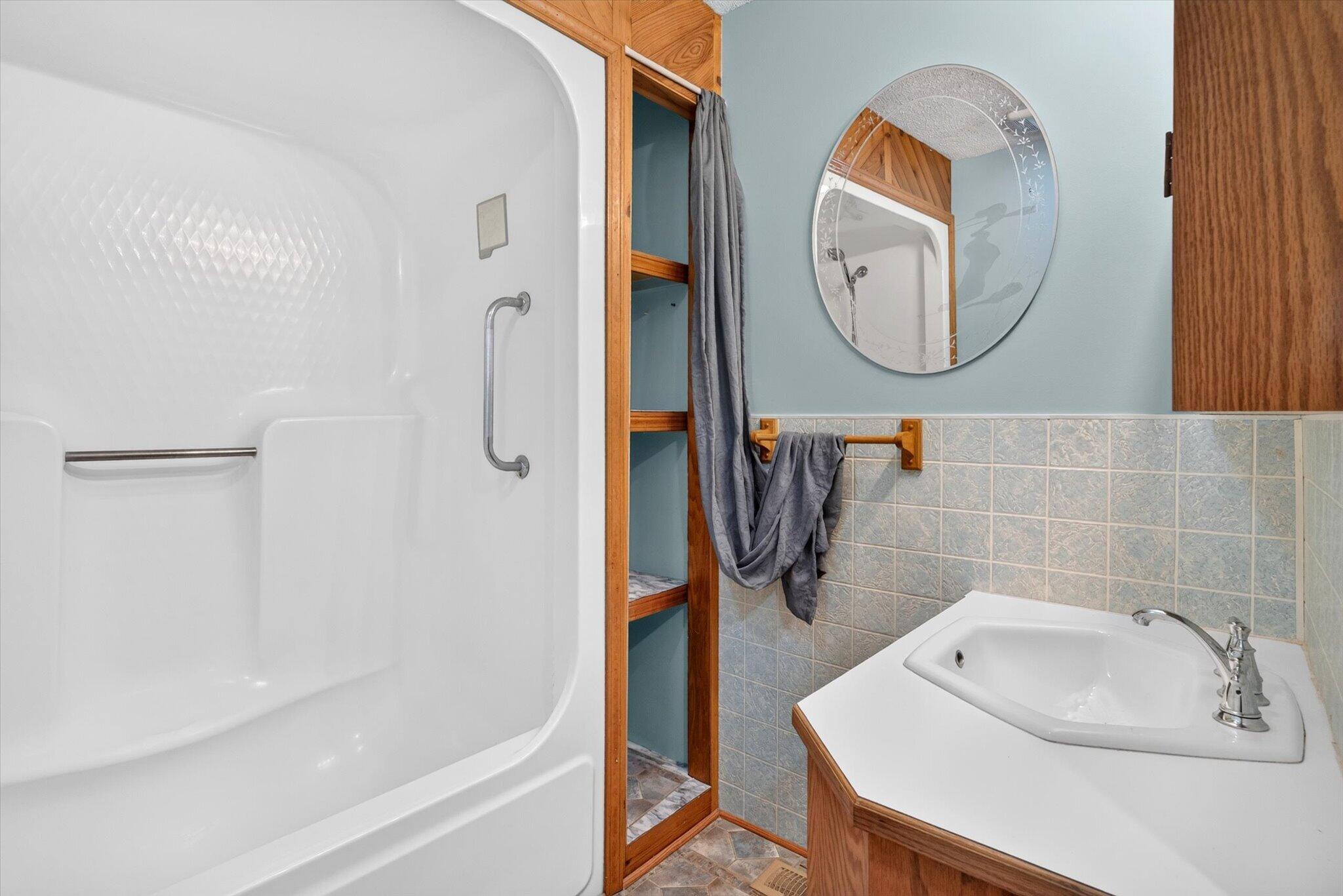 1054 East Preston Lane Property Photo 23