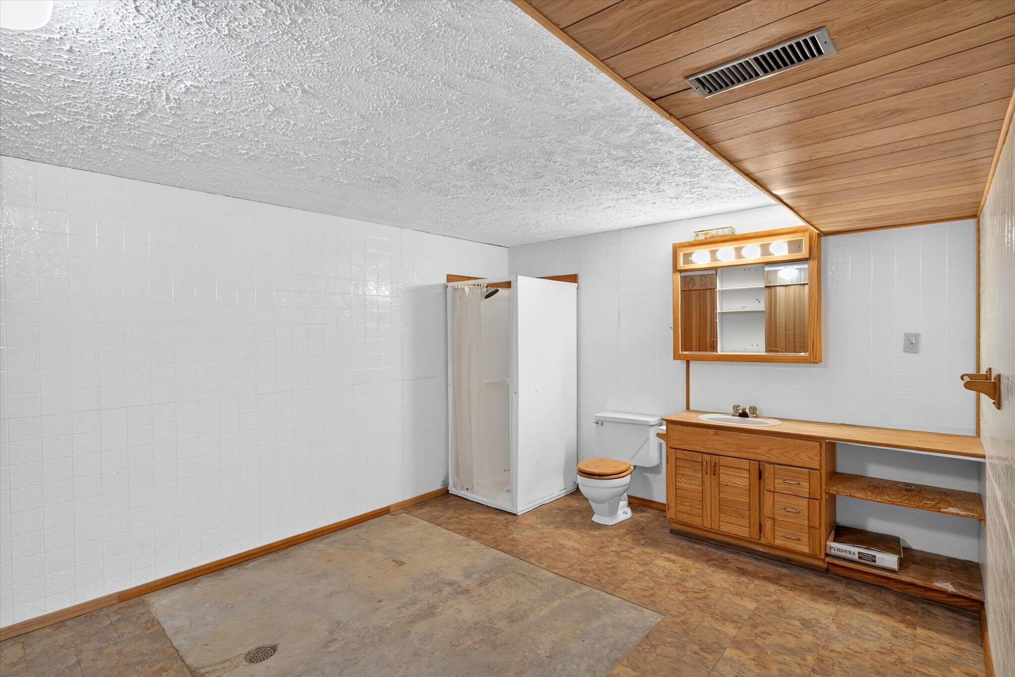 1054 East Preston Lane Property Photo 29