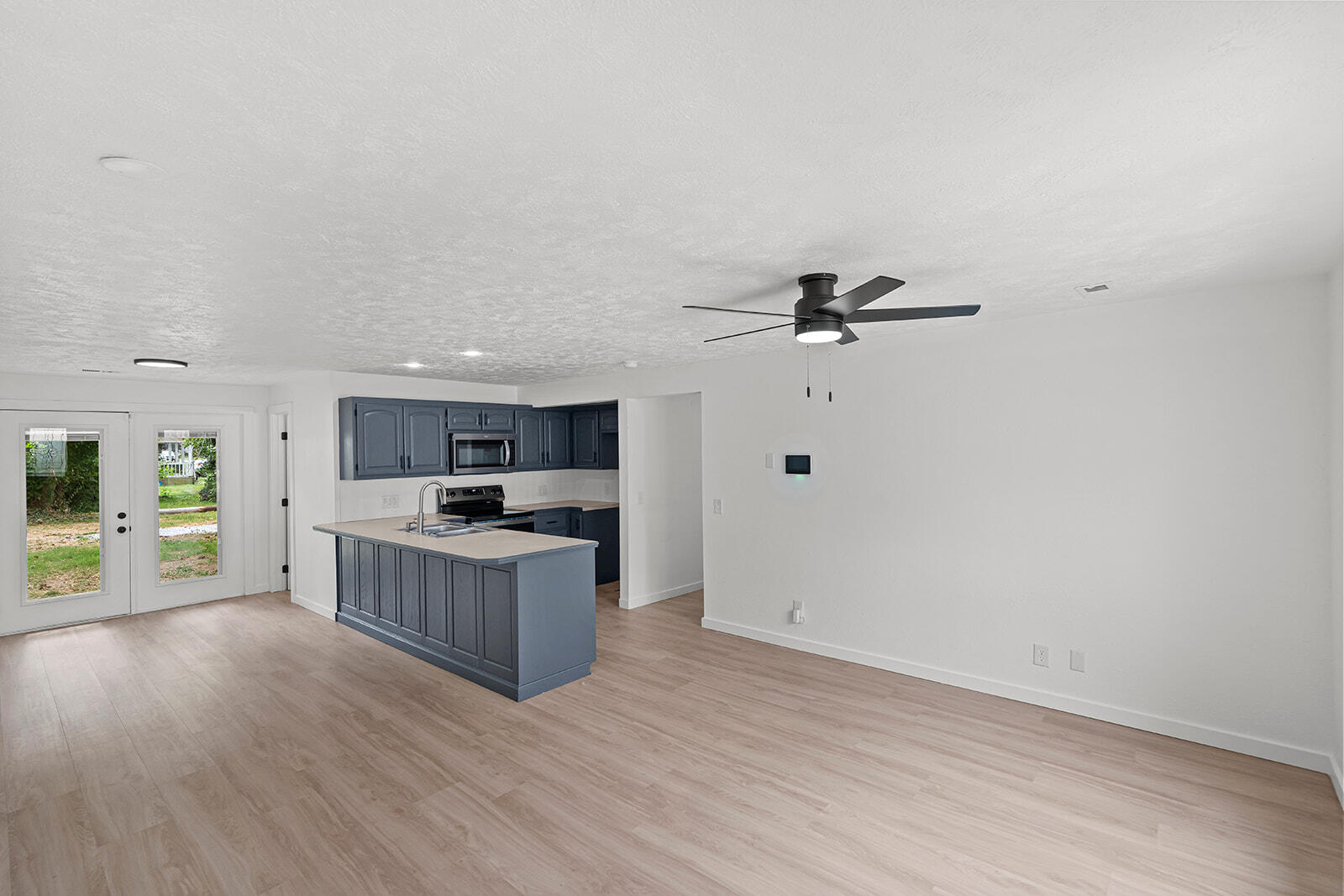 205 South Pine Street Property Photo 6