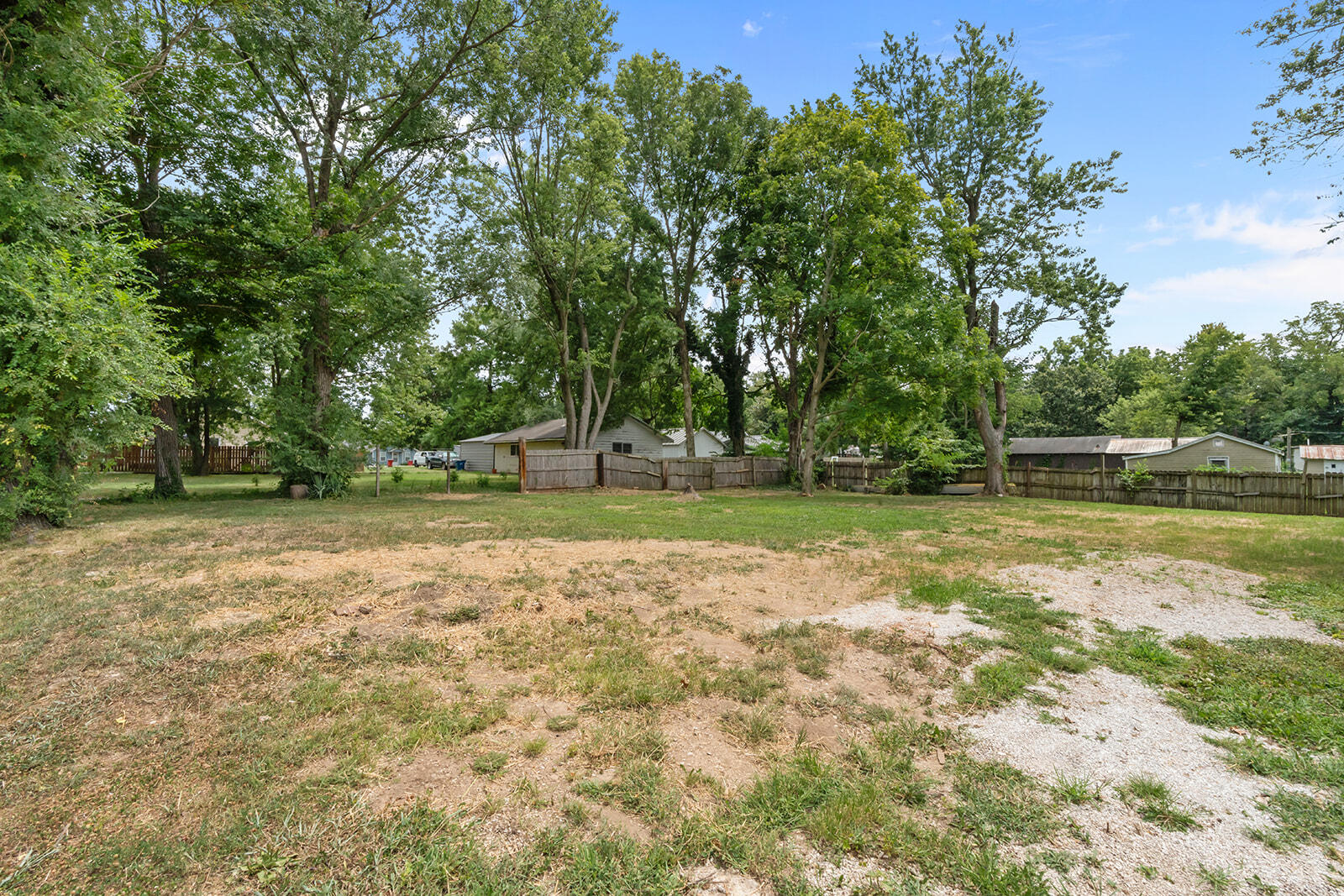 205 South Pine Street Property Photo 37