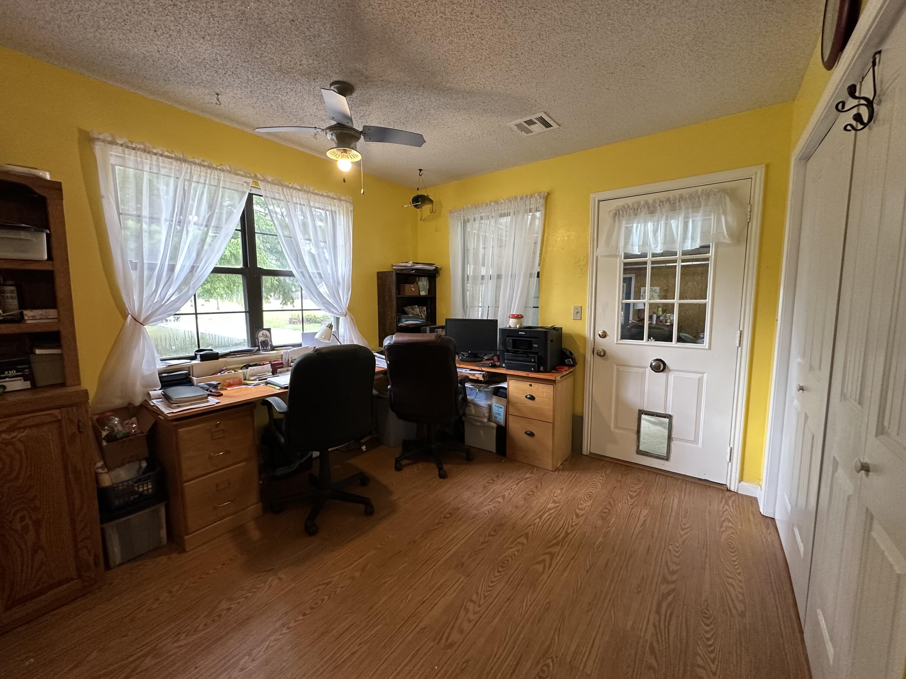122 Riverview Drive Property Photo 6