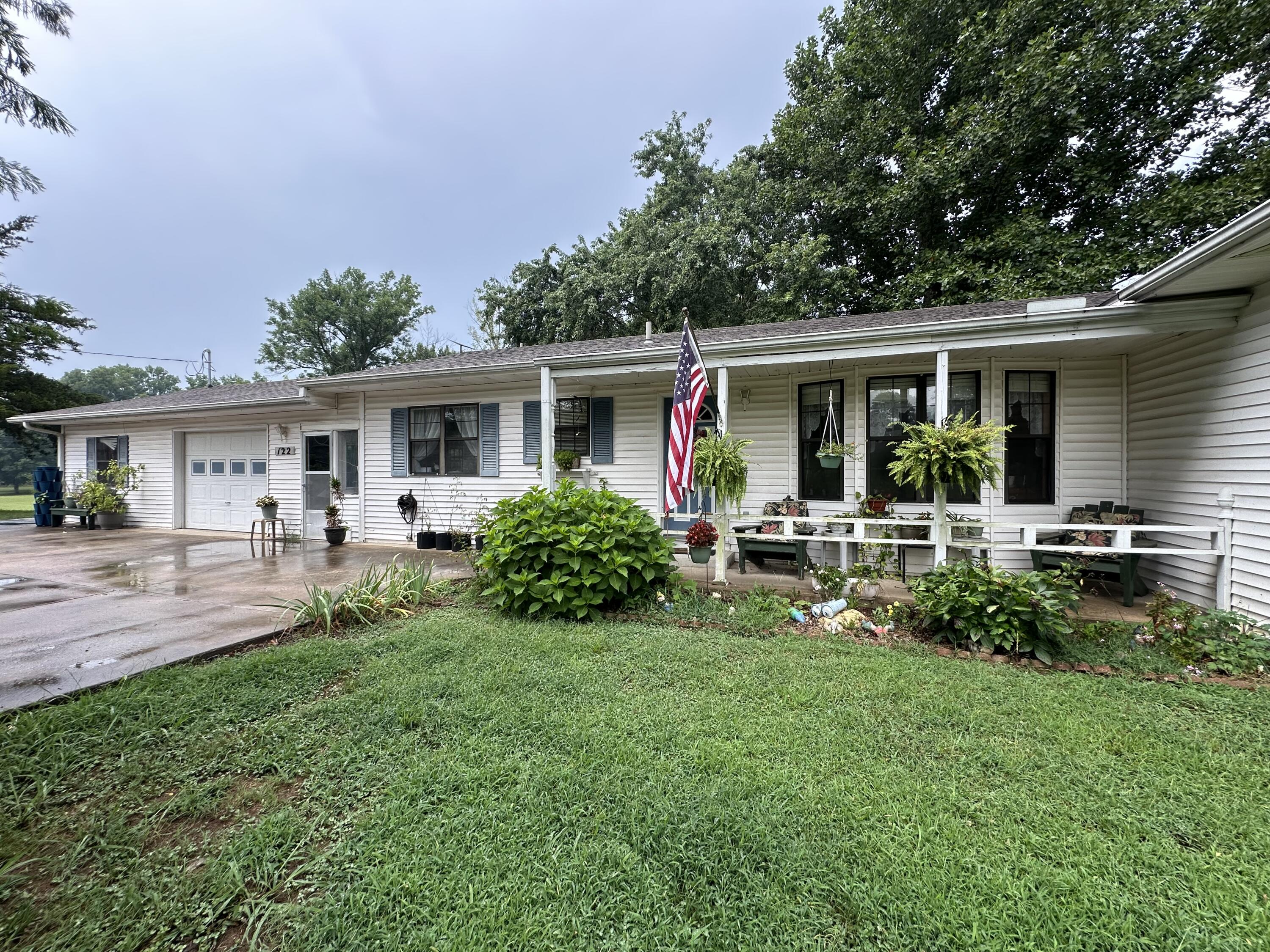 122 Riverview Drive Property Photo 19