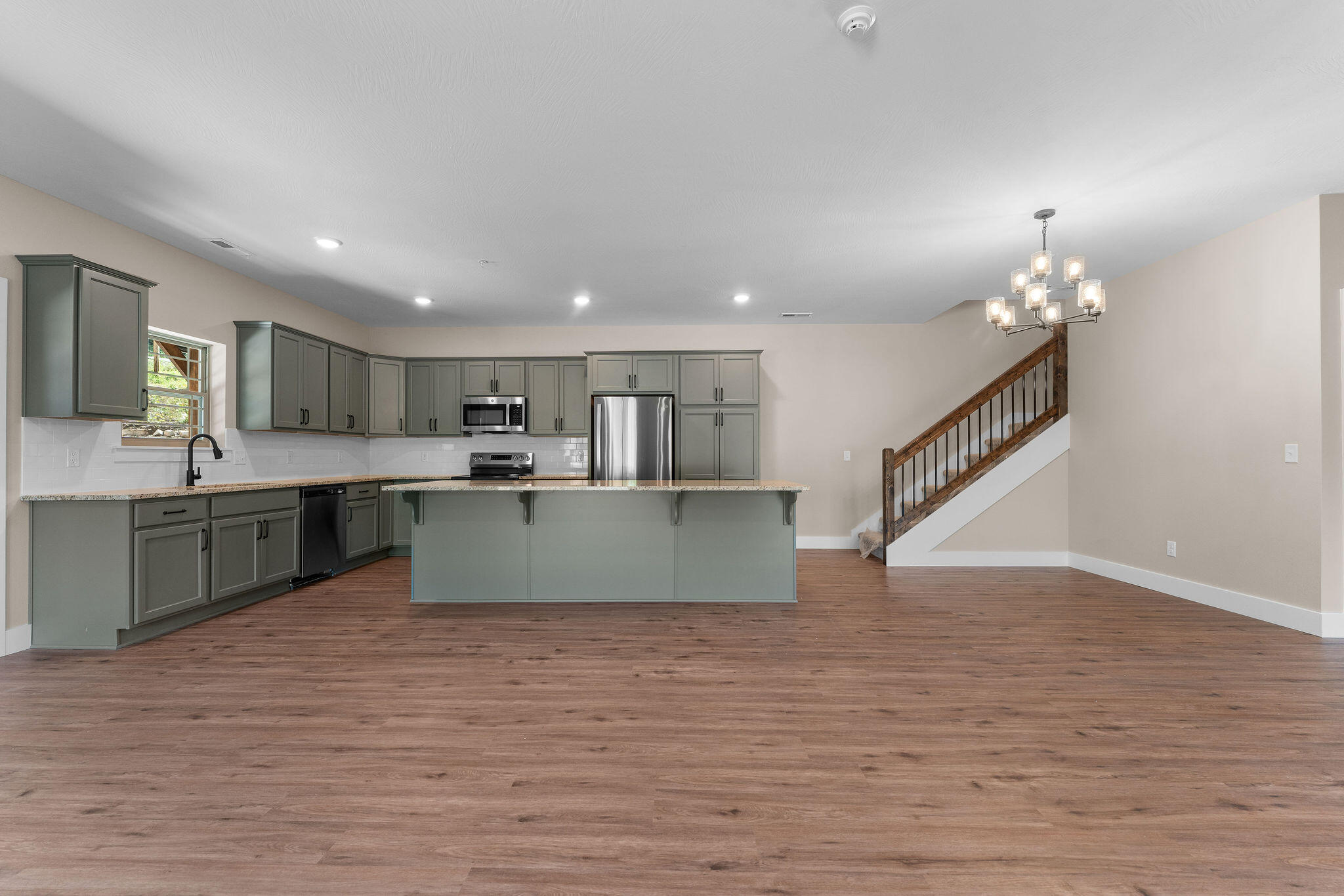 120 Pavilion Court Property Photo 8