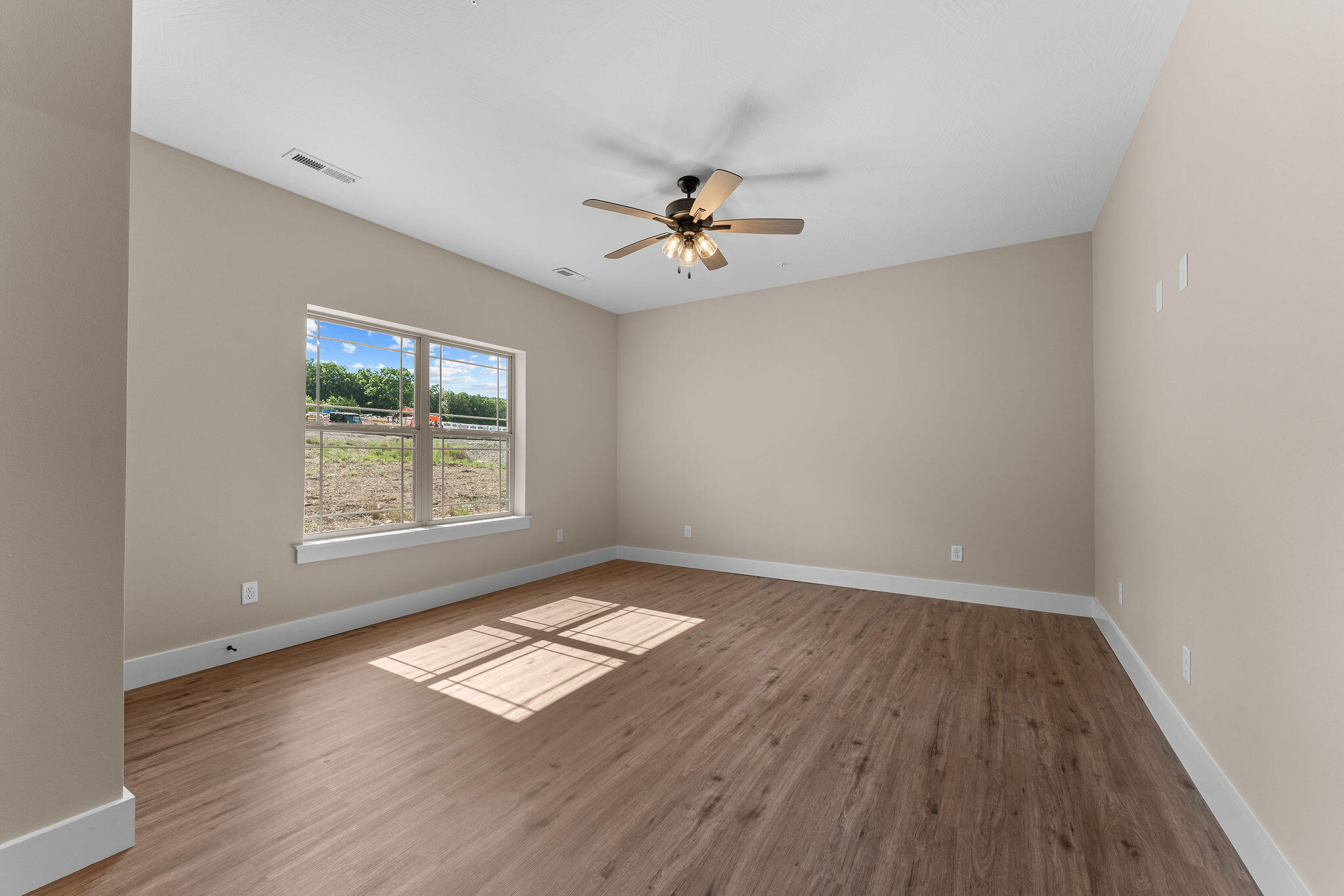 120 Pavilion Court Property Photo 14