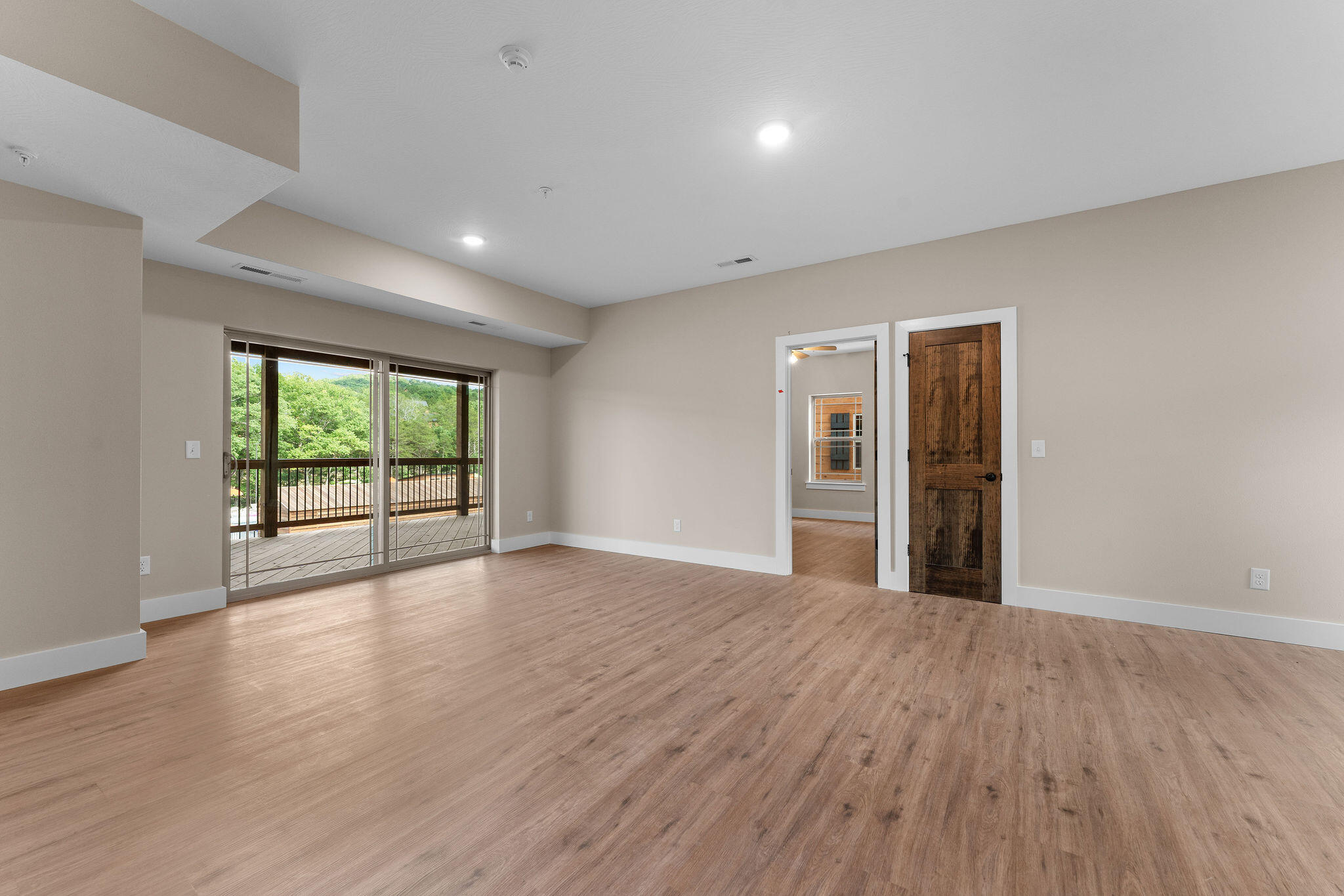 120 Pavilion Court Property Photo 24