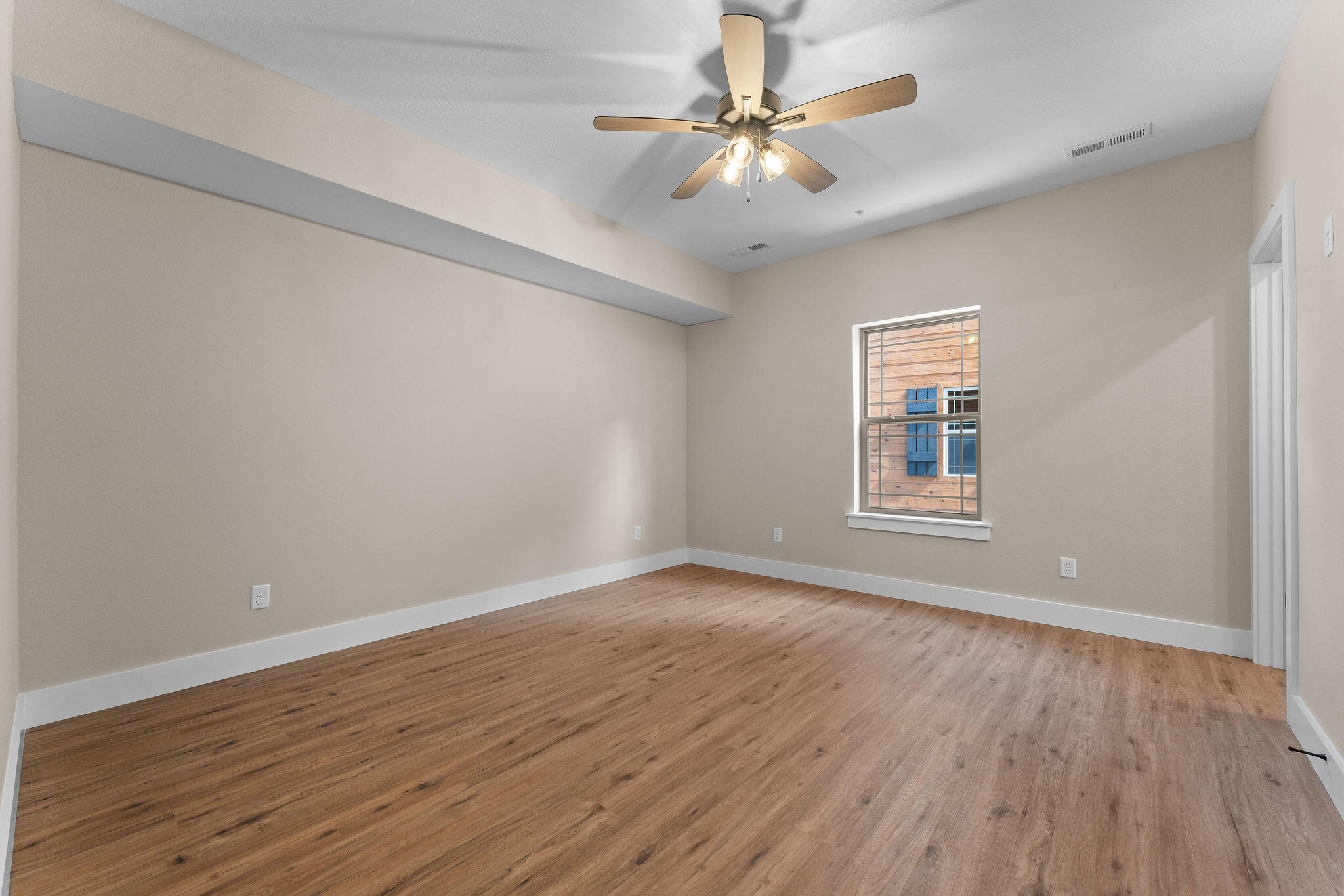 120 Pavilion Court Property Photo 25