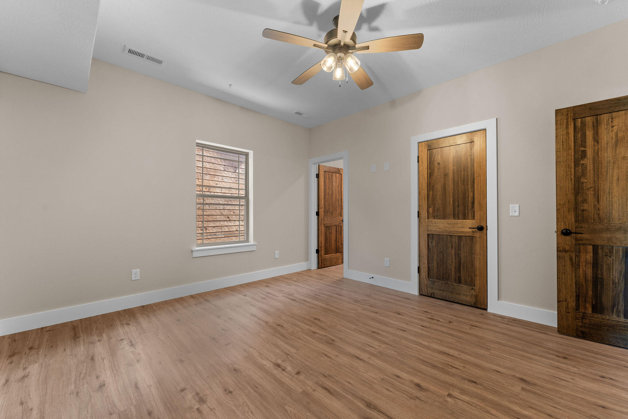 120 Pavilion Court Property Photo 28