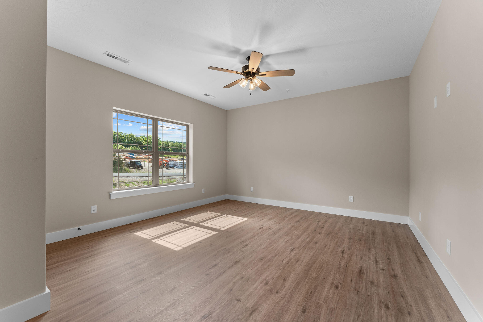 120 Pavilion Court Property Photo 30