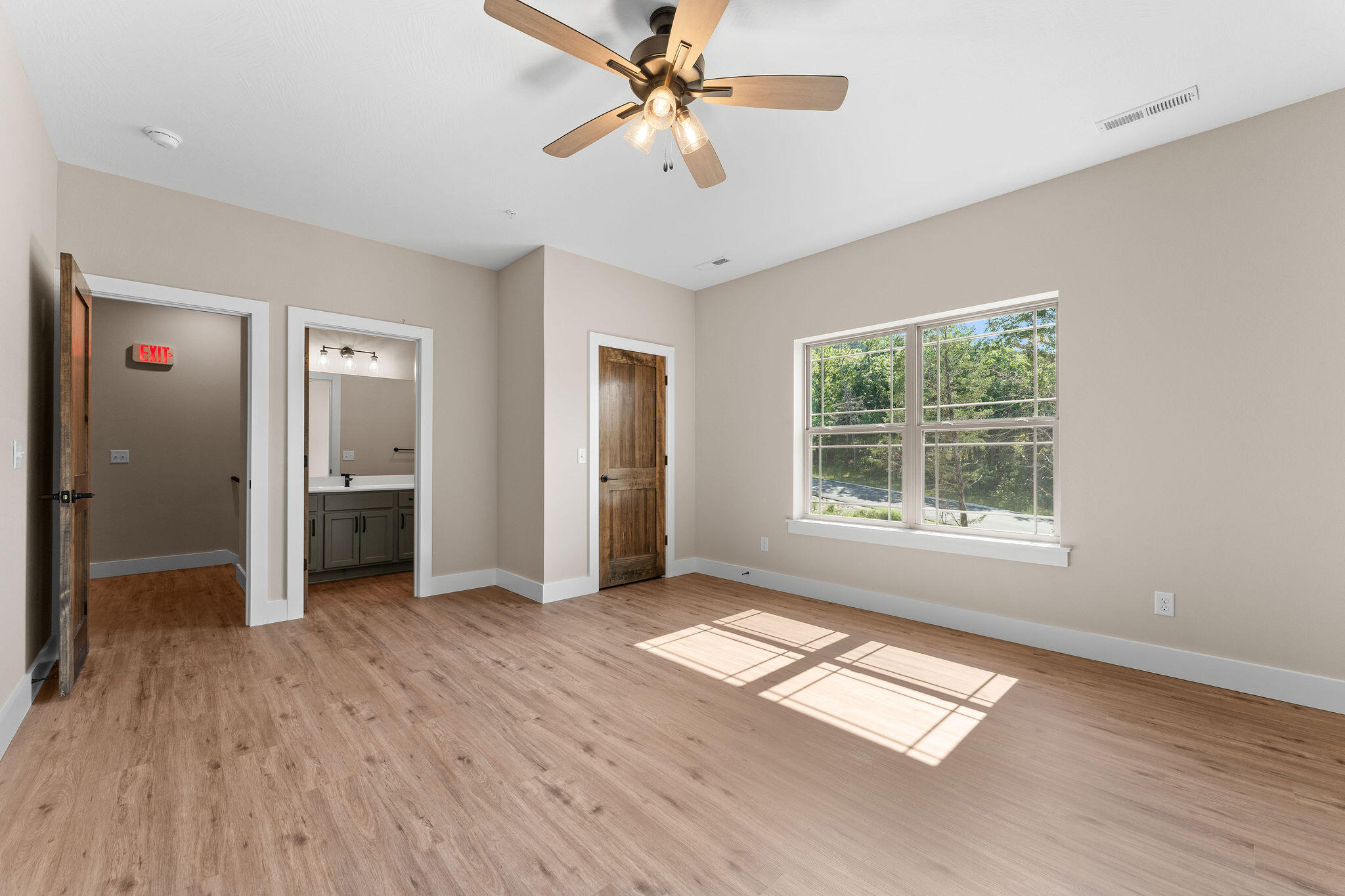 120 Pavilion Court Property Photo 40