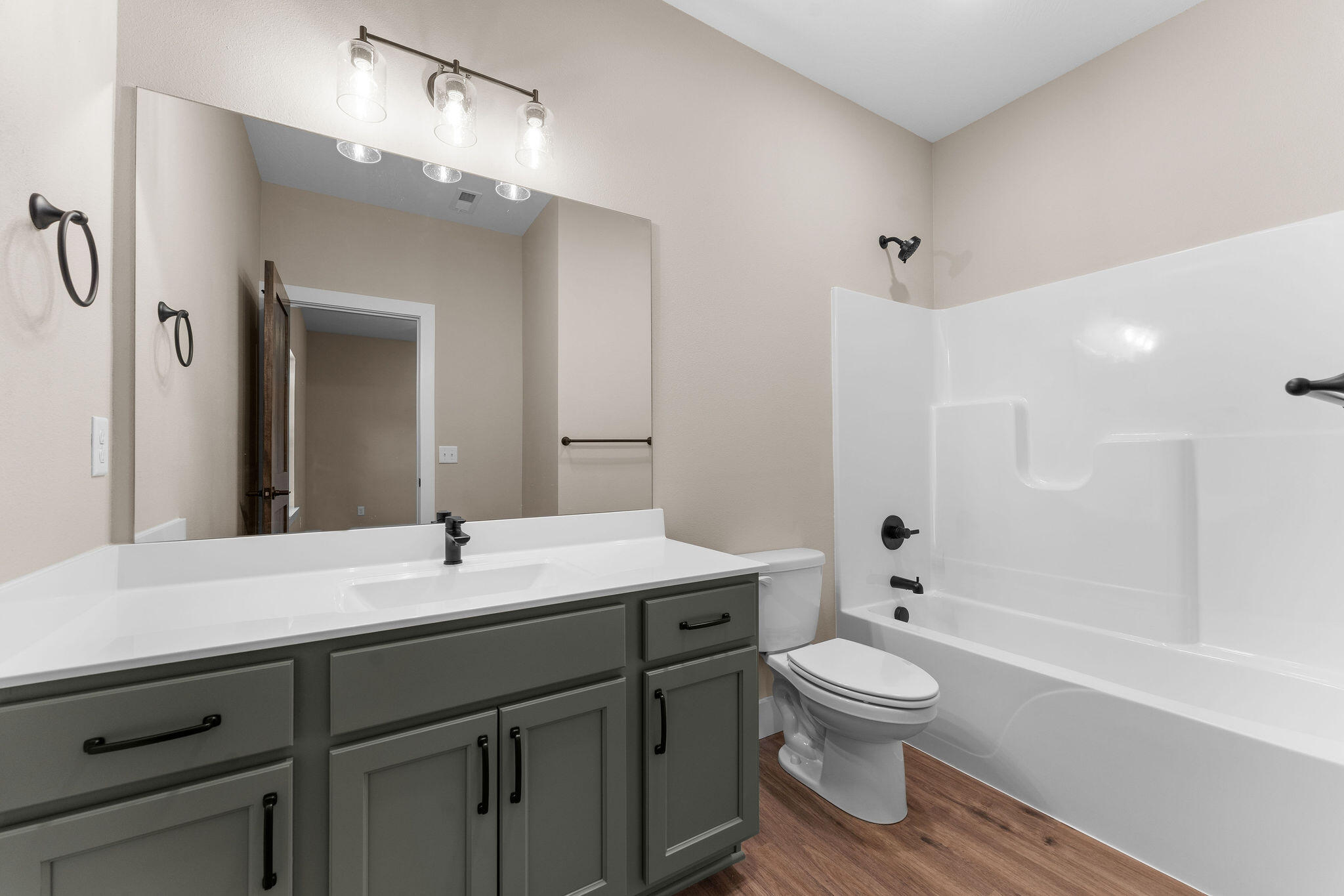 120 Pavilion Court Property Photo 46