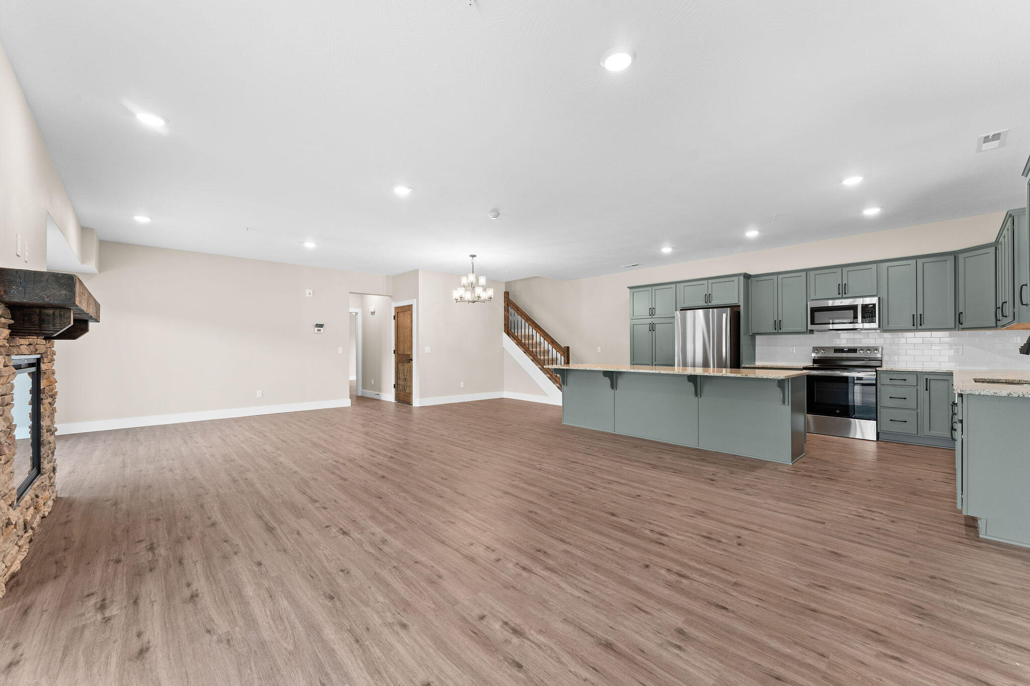 130 Pavilion Court Property Photo 5