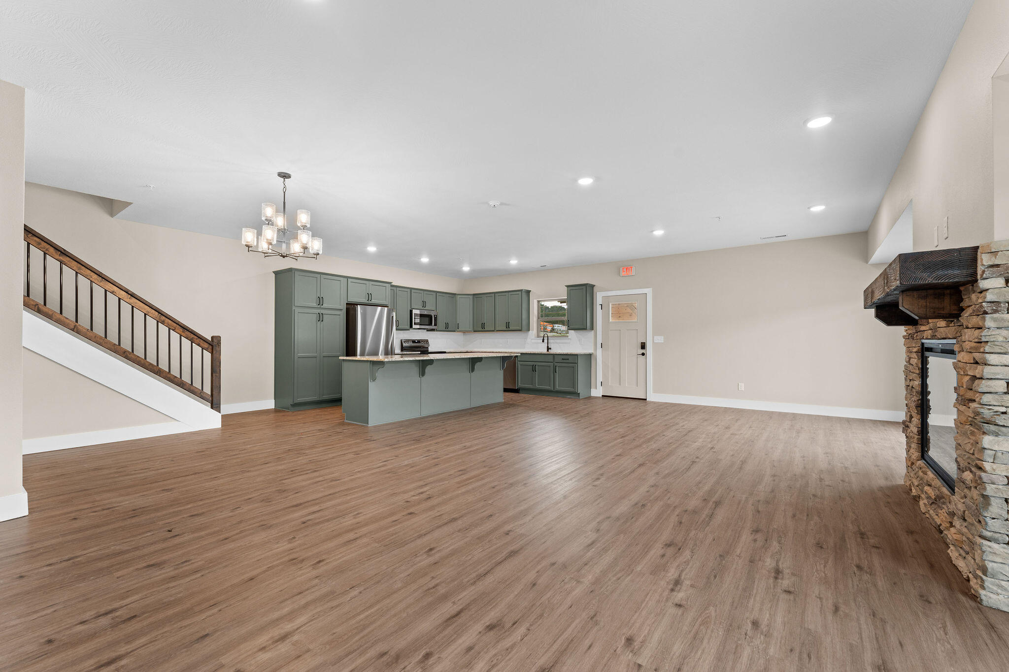 130 Pavilion Court Property Photo 6