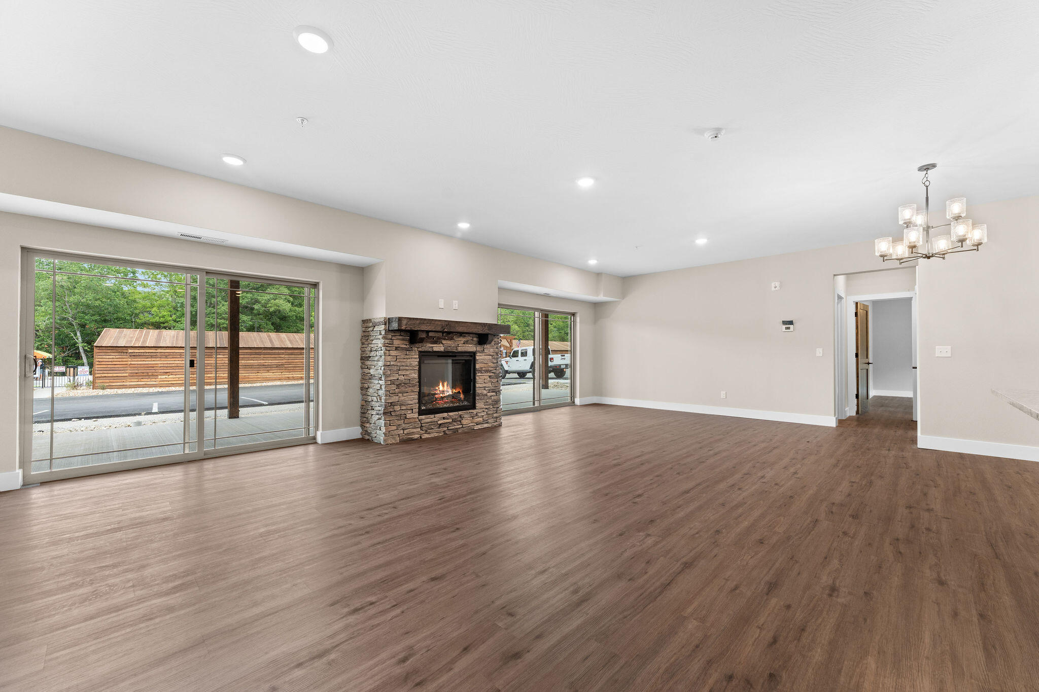130 Pavilion Court Property Photo 6