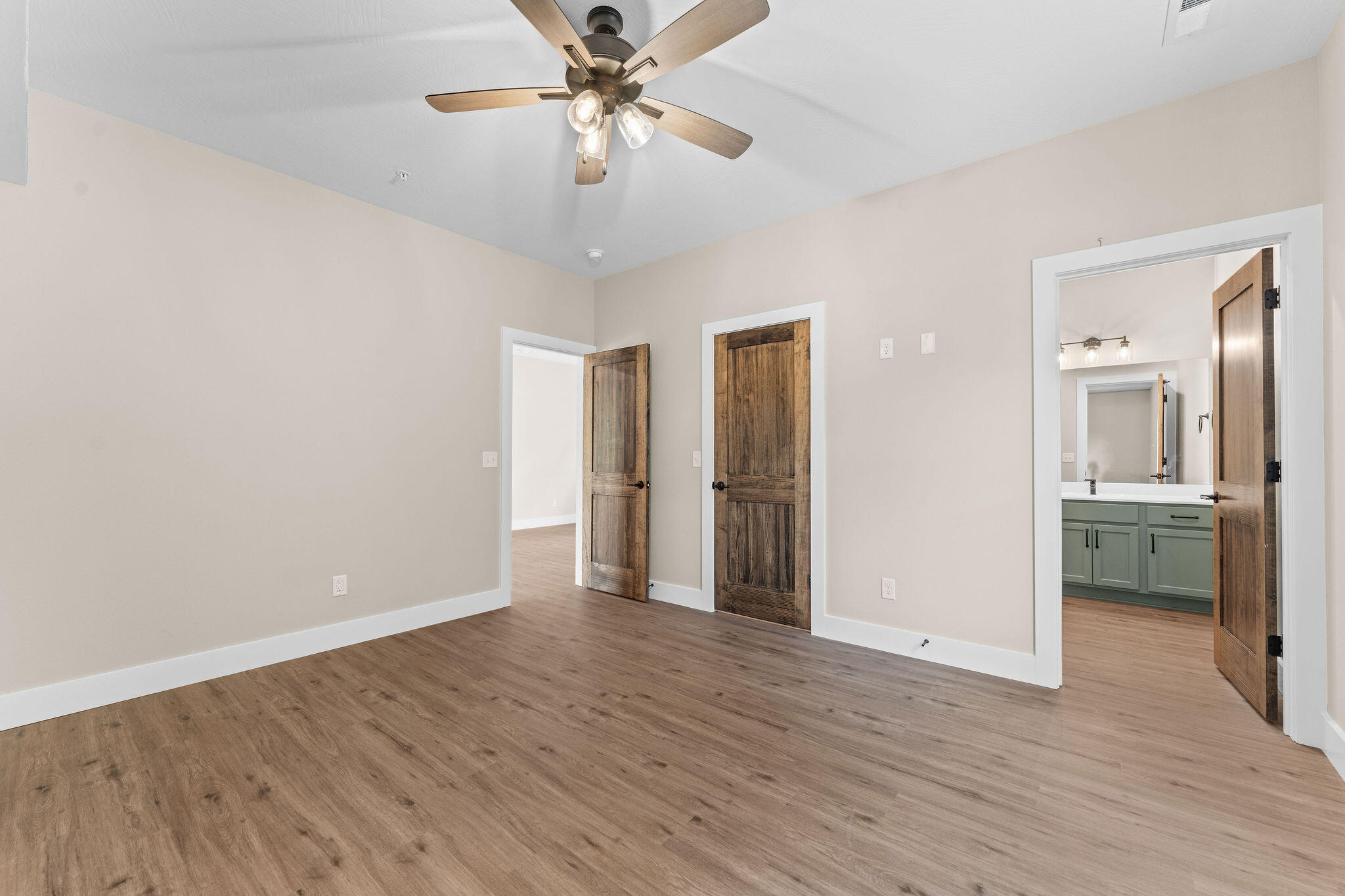 130 Pavilion Court Property Photo 26