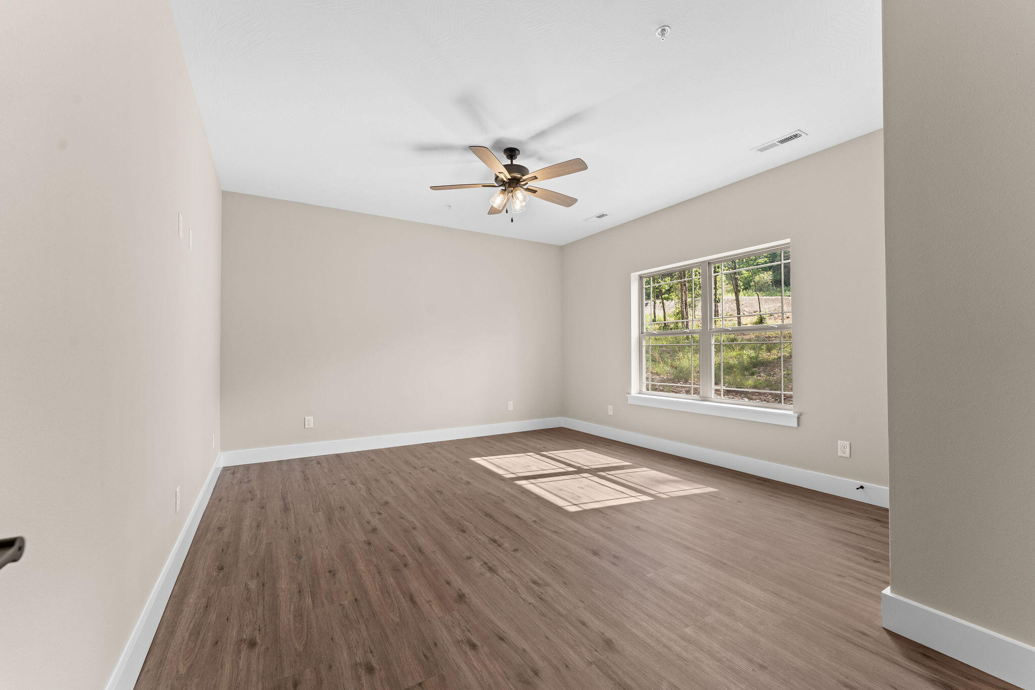 130 Pavilion Court Property Photo 28