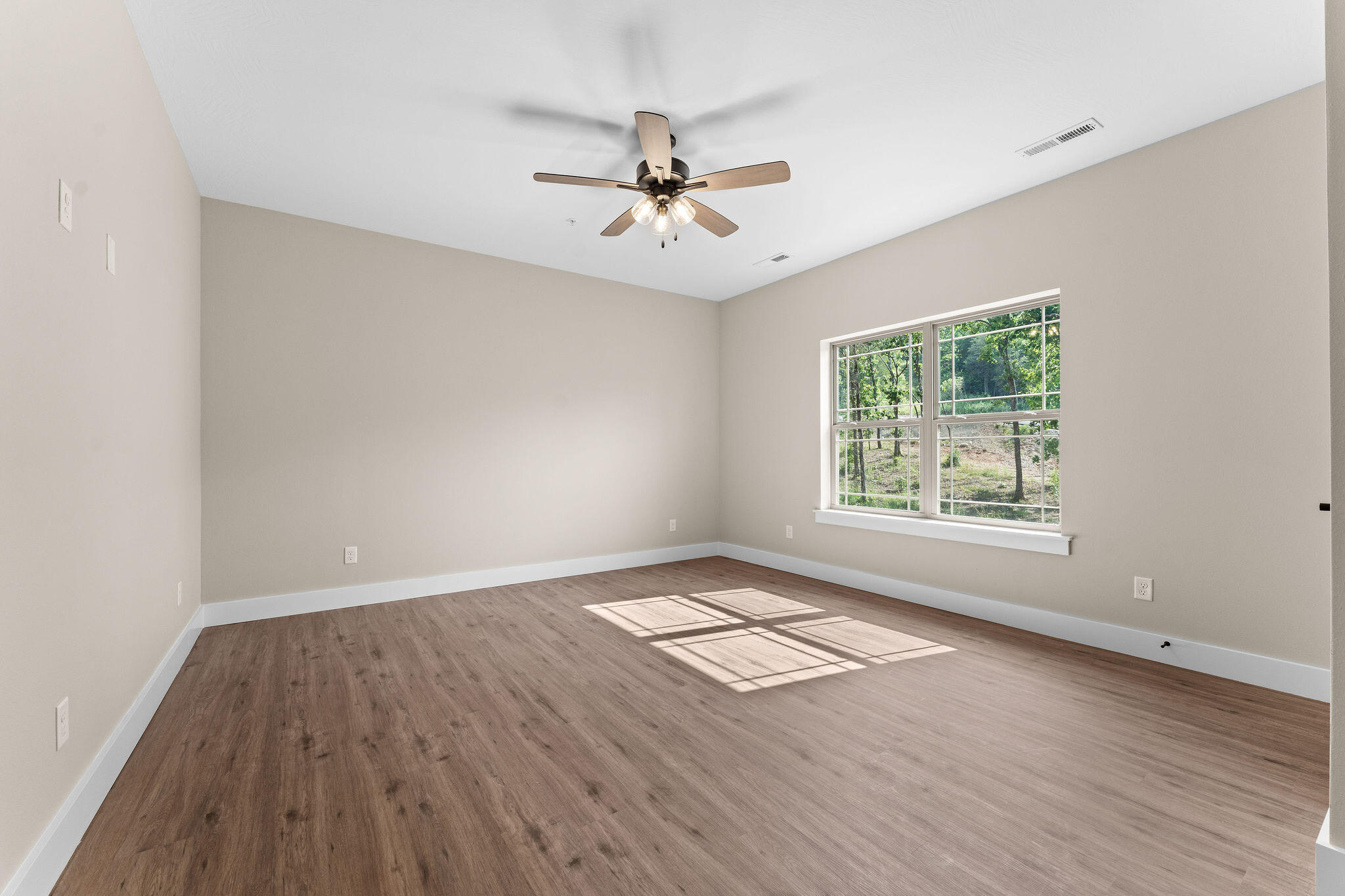 130 Pavilion Court Property Photo 34