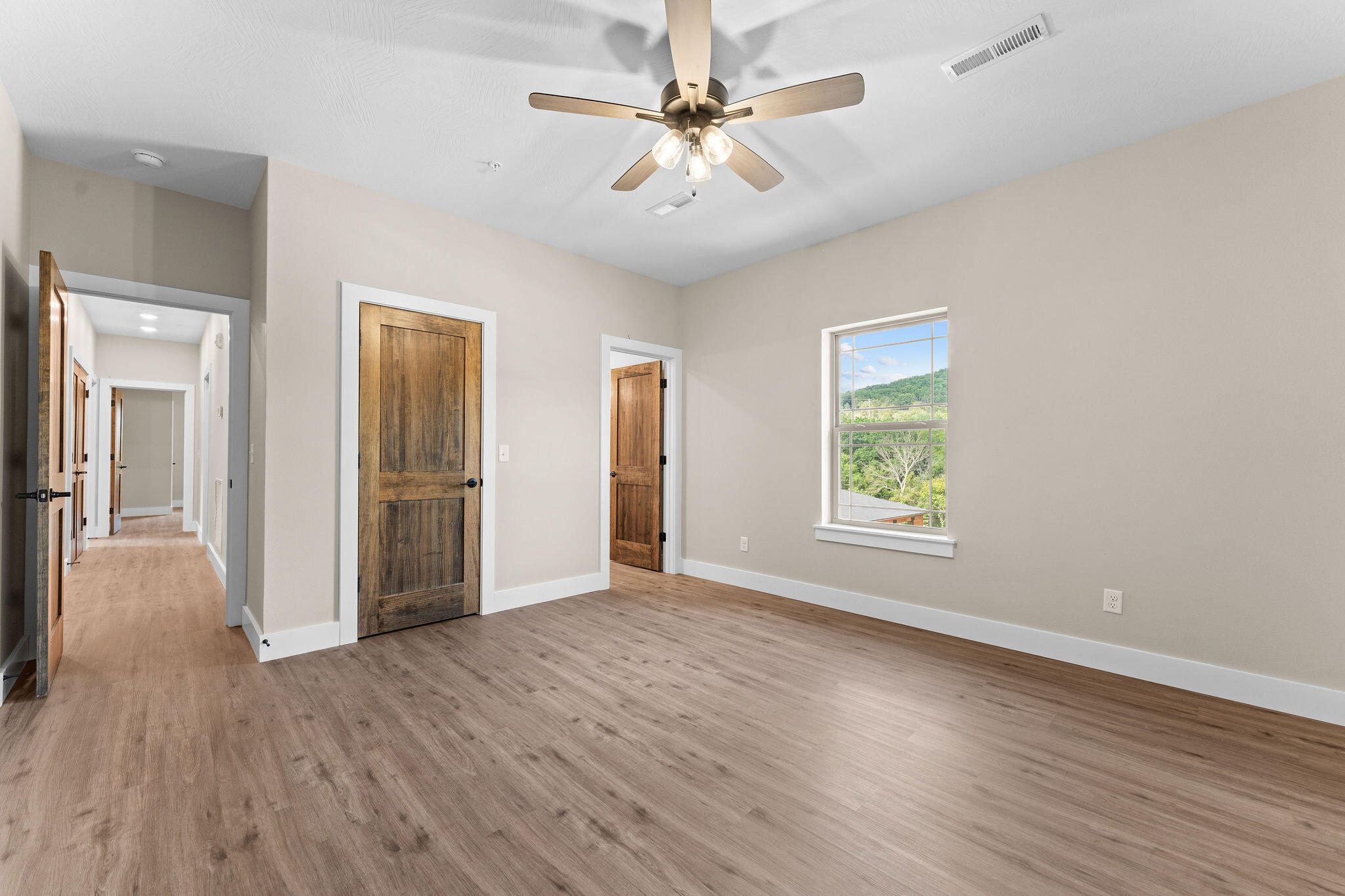 130 Pavilion Court Property Photo 40