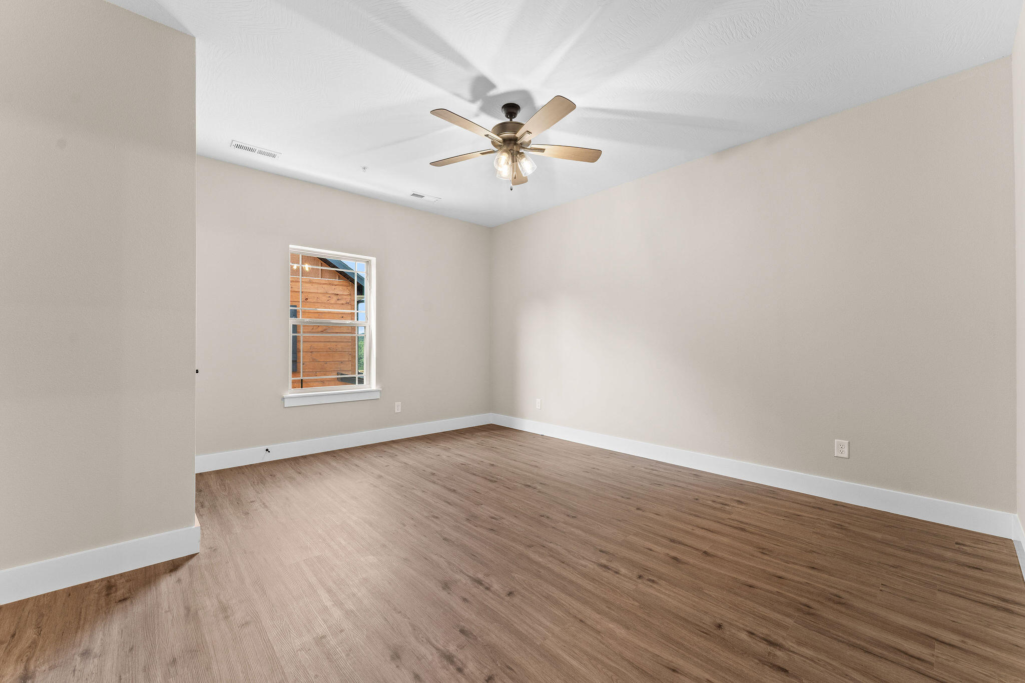 130 Pavilion Court Property Photo 43