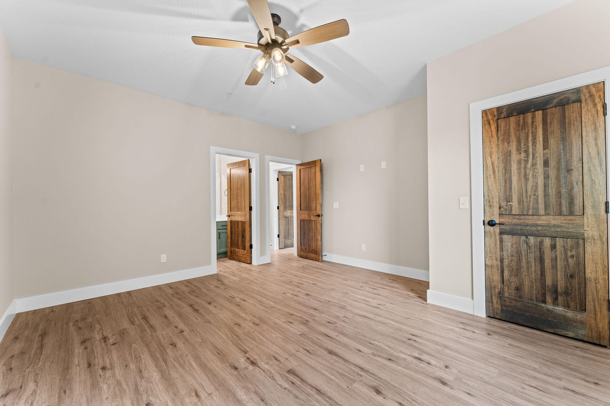 130 Pavilion Court Property Photo 44