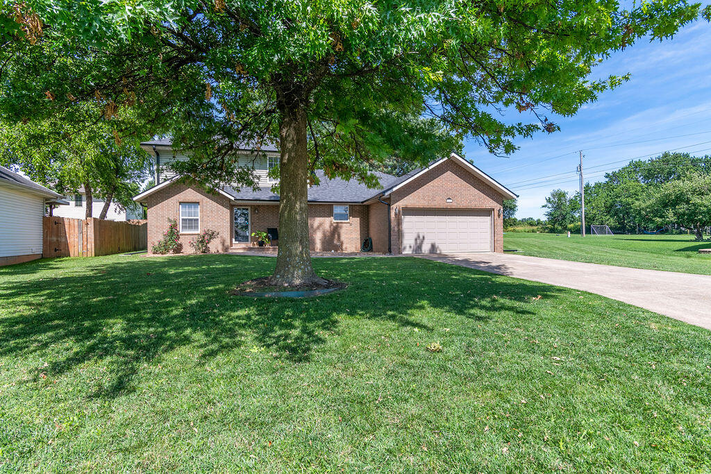 3283 North Nixon Avenue Property Photo 4