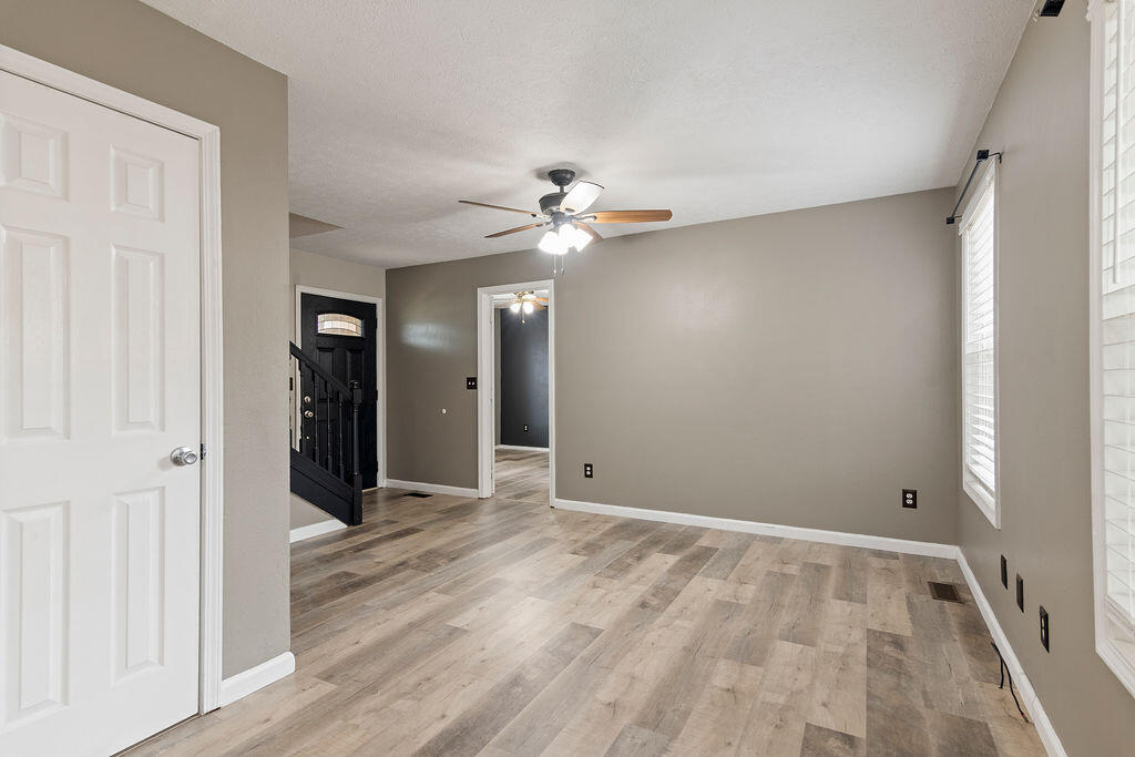 3283 North Nixon Avenue Property Photo 10