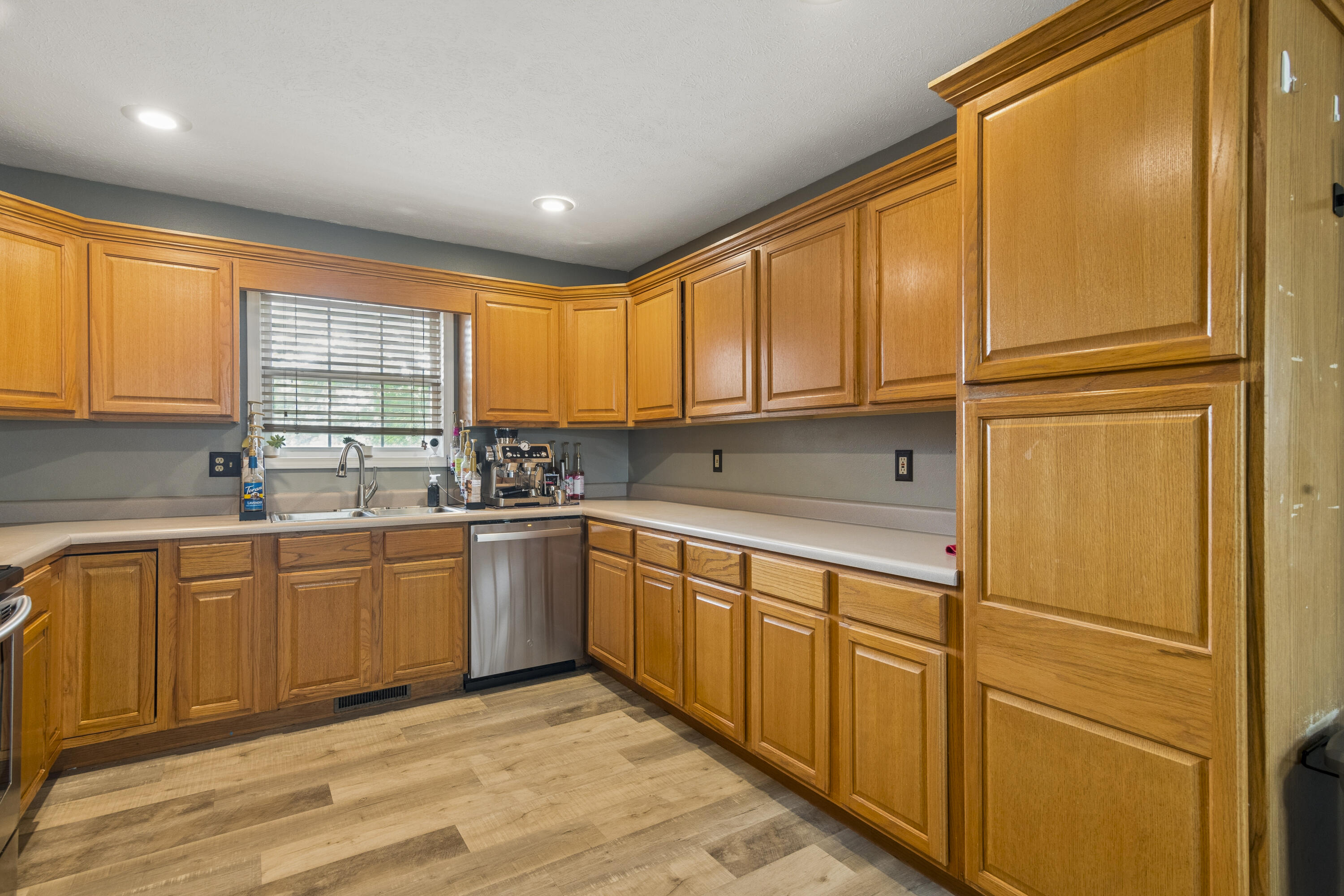 3283 North Nixon Avenue Property Photo 17