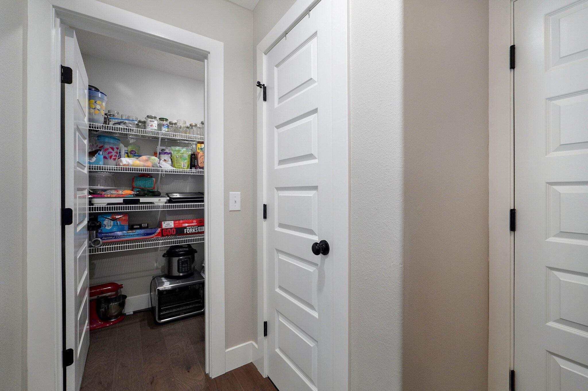 771 North Century Avenue Property Photo 19