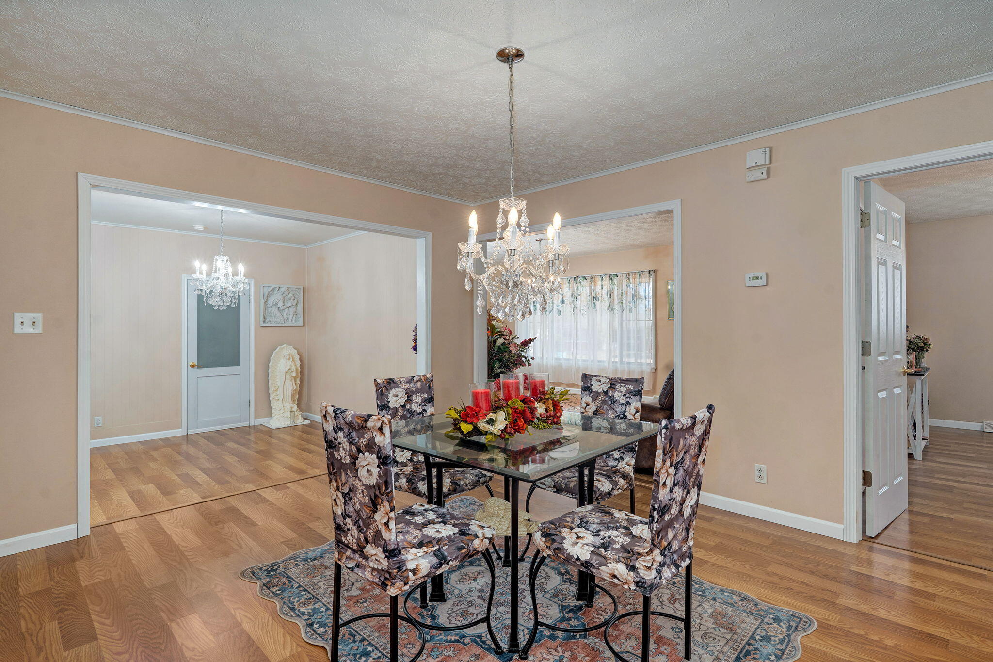 1909 South Nettleton Avenue Property Photo 6