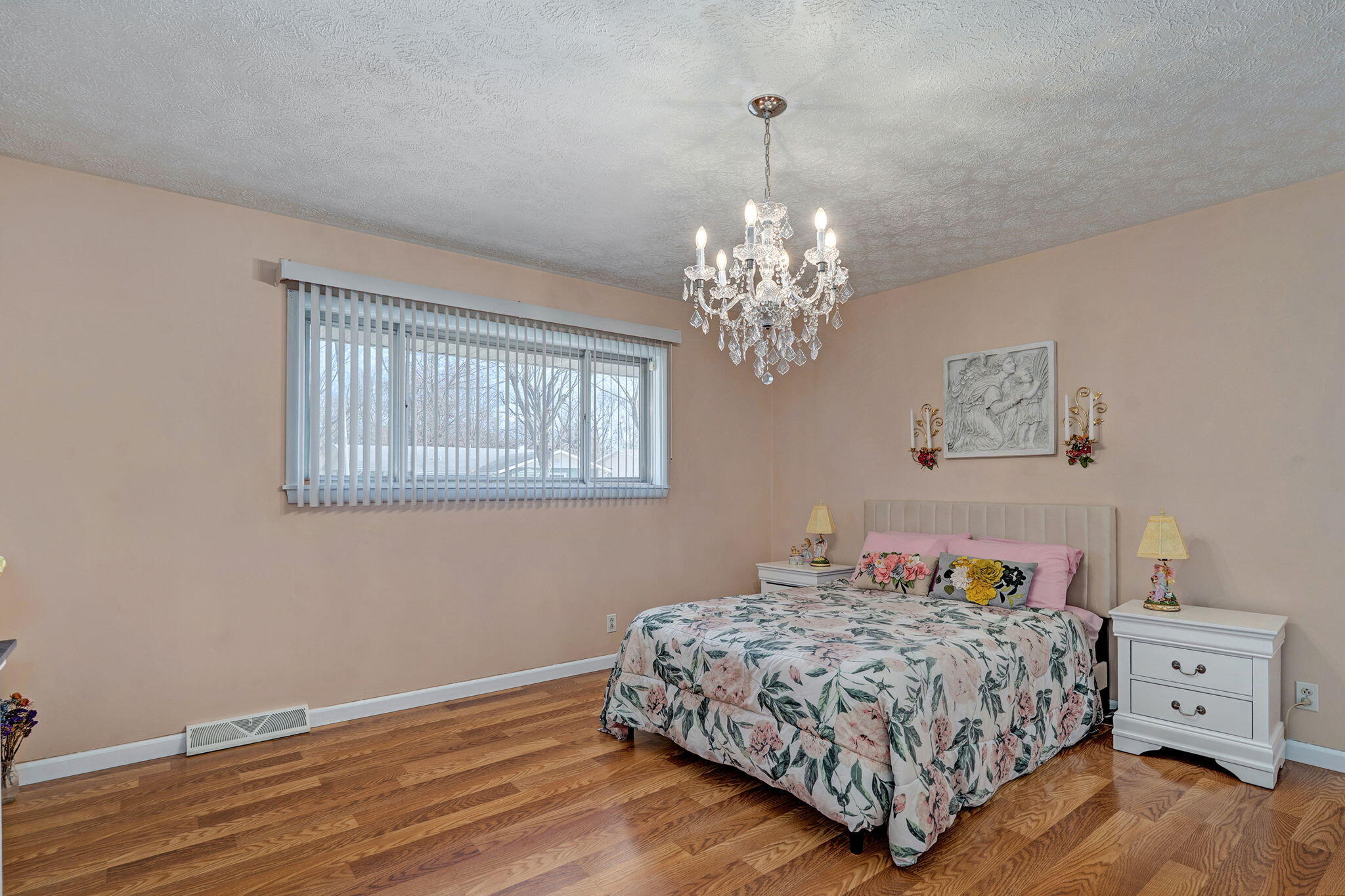 1909 South Nettleton Avenue Property Photo 12
