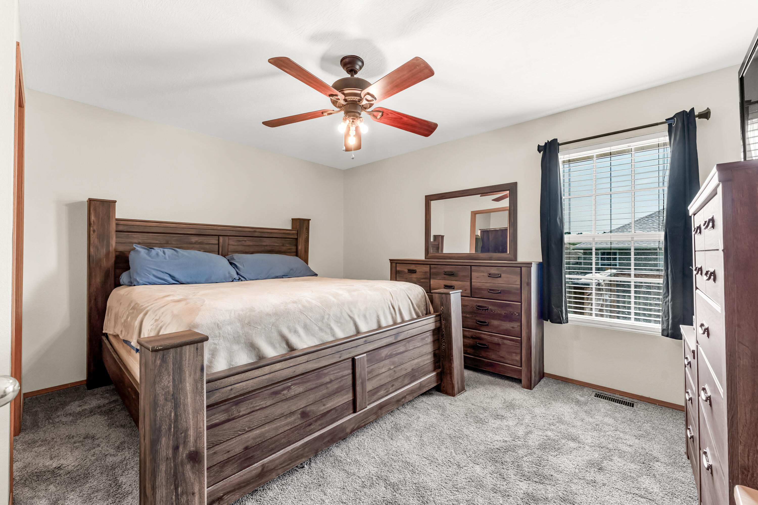 2462 West Cedar Creek Drive Property Photo 15