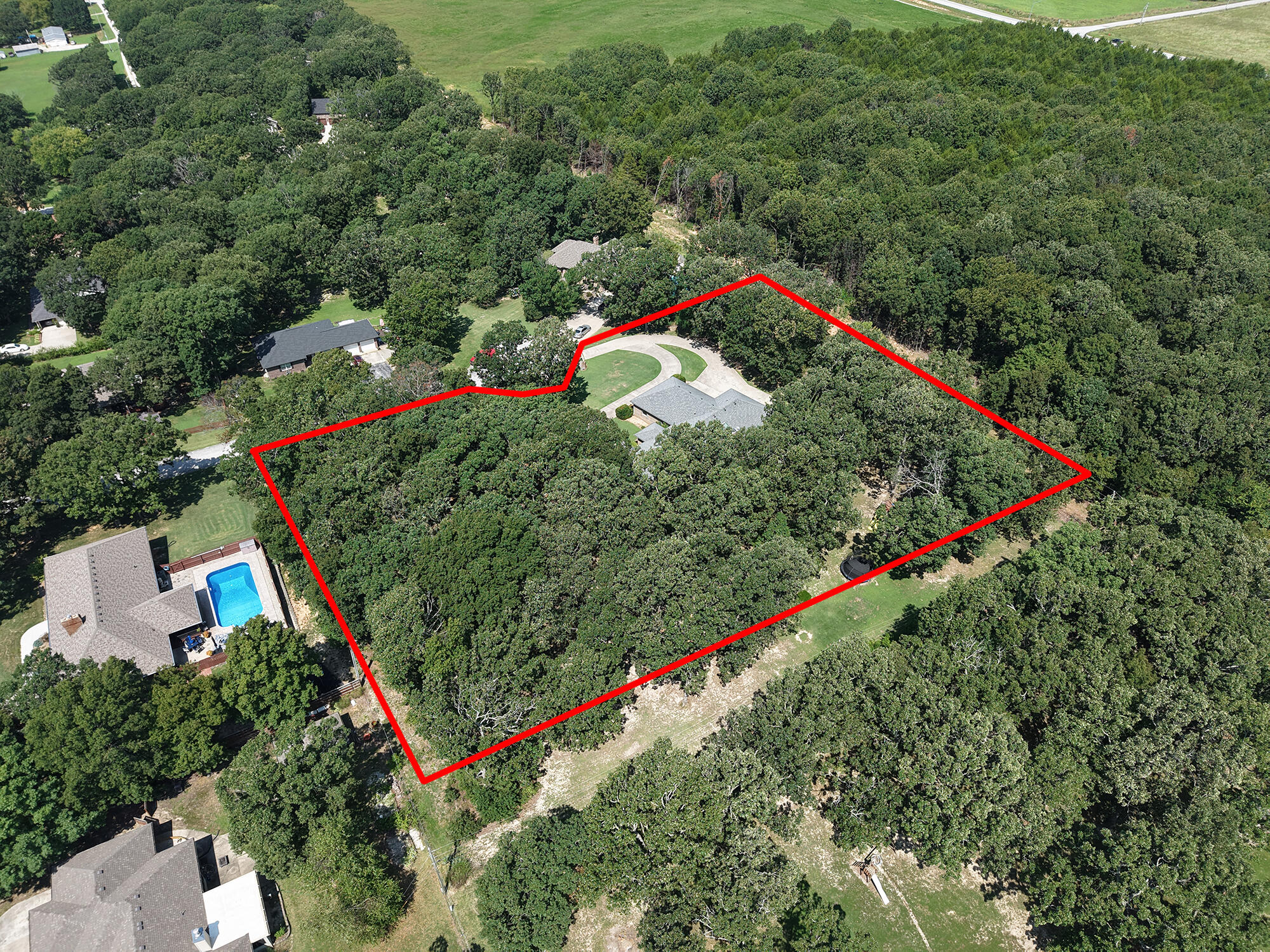 1738 Hawthorn Place Property Photo 3