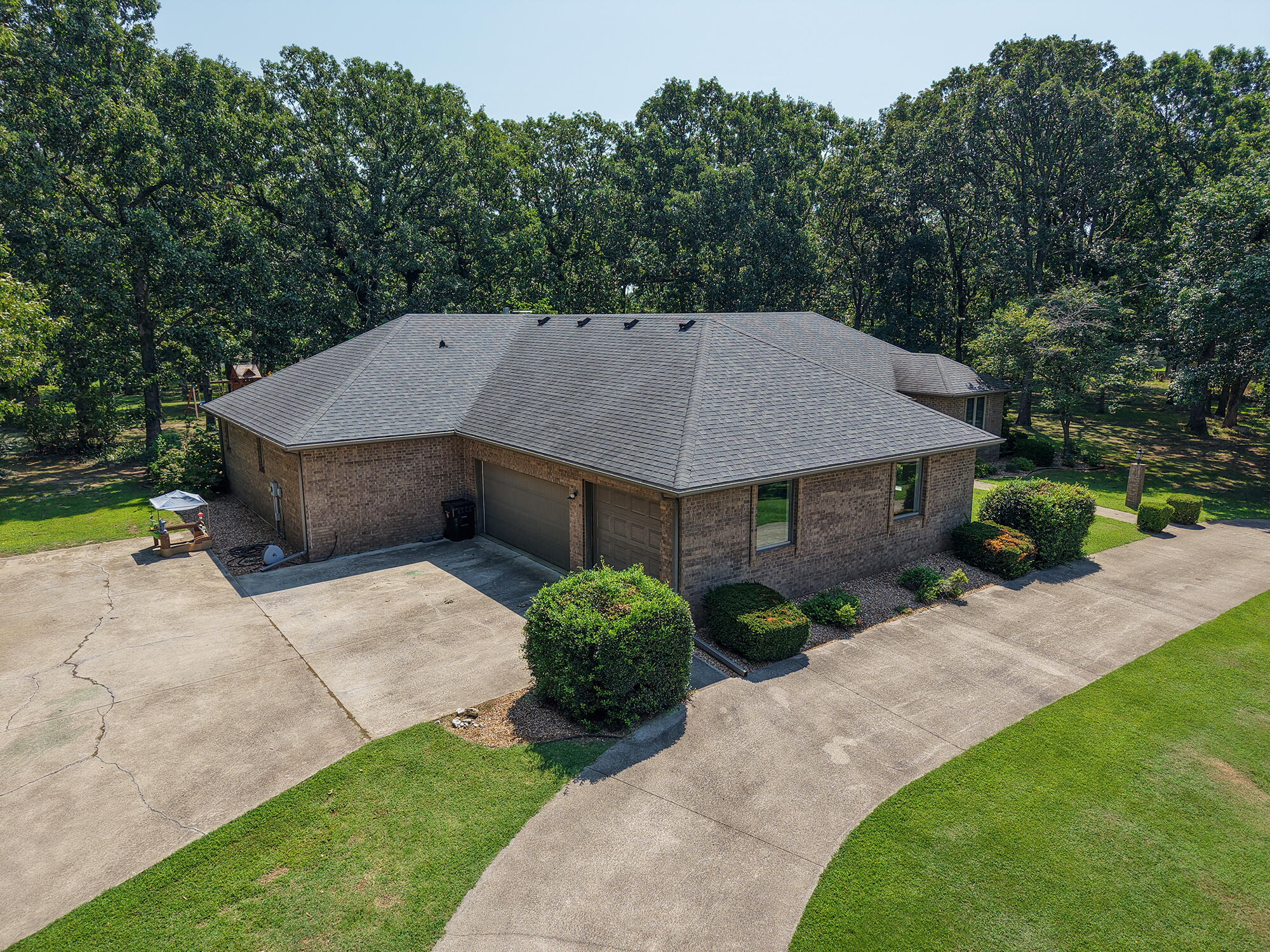 1738 Hawthorn Place Property Photo 8