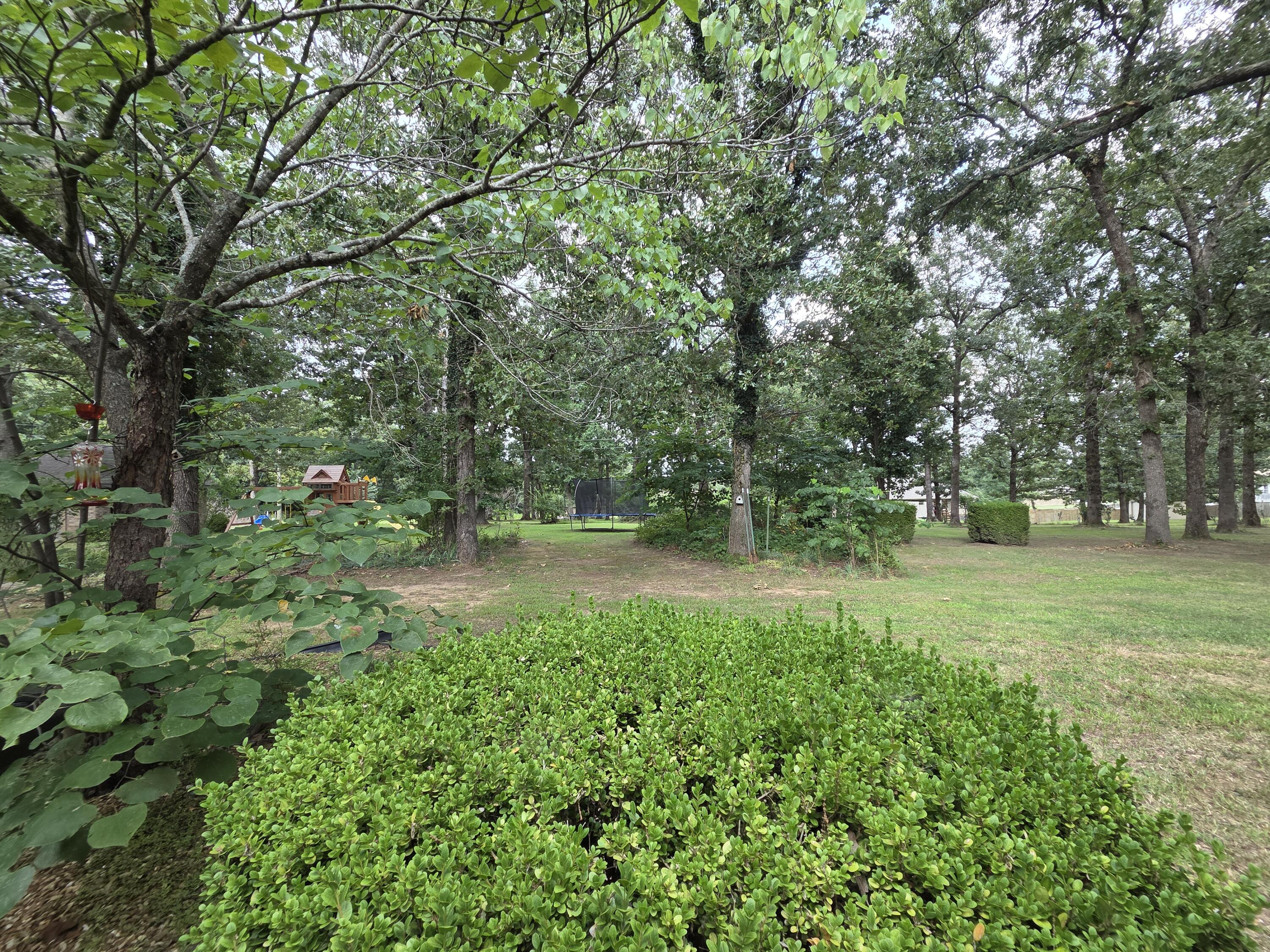 1738 Hawthorn Place Property Photo 20