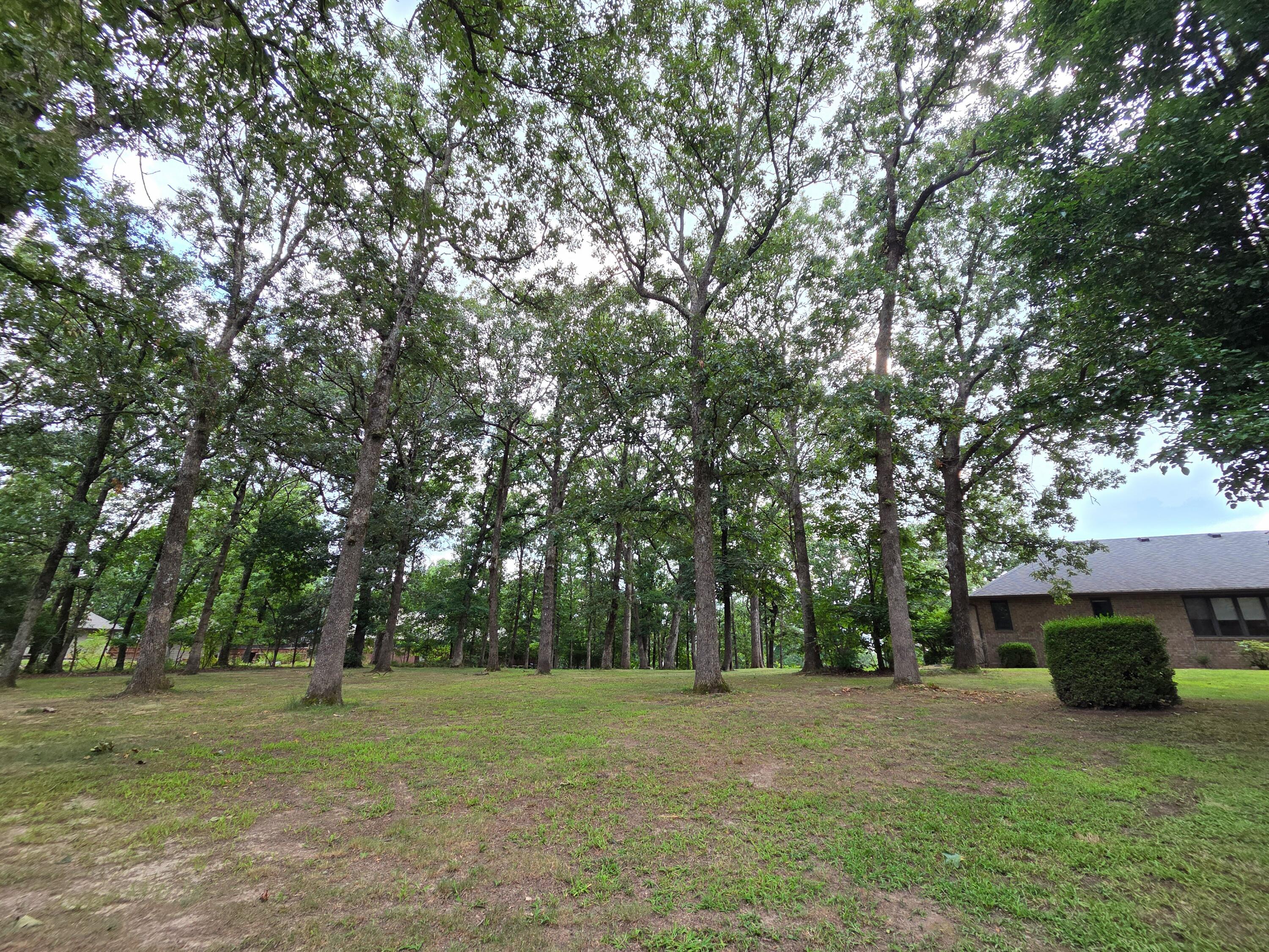 1738 Hawthorn Place Property Photo 25