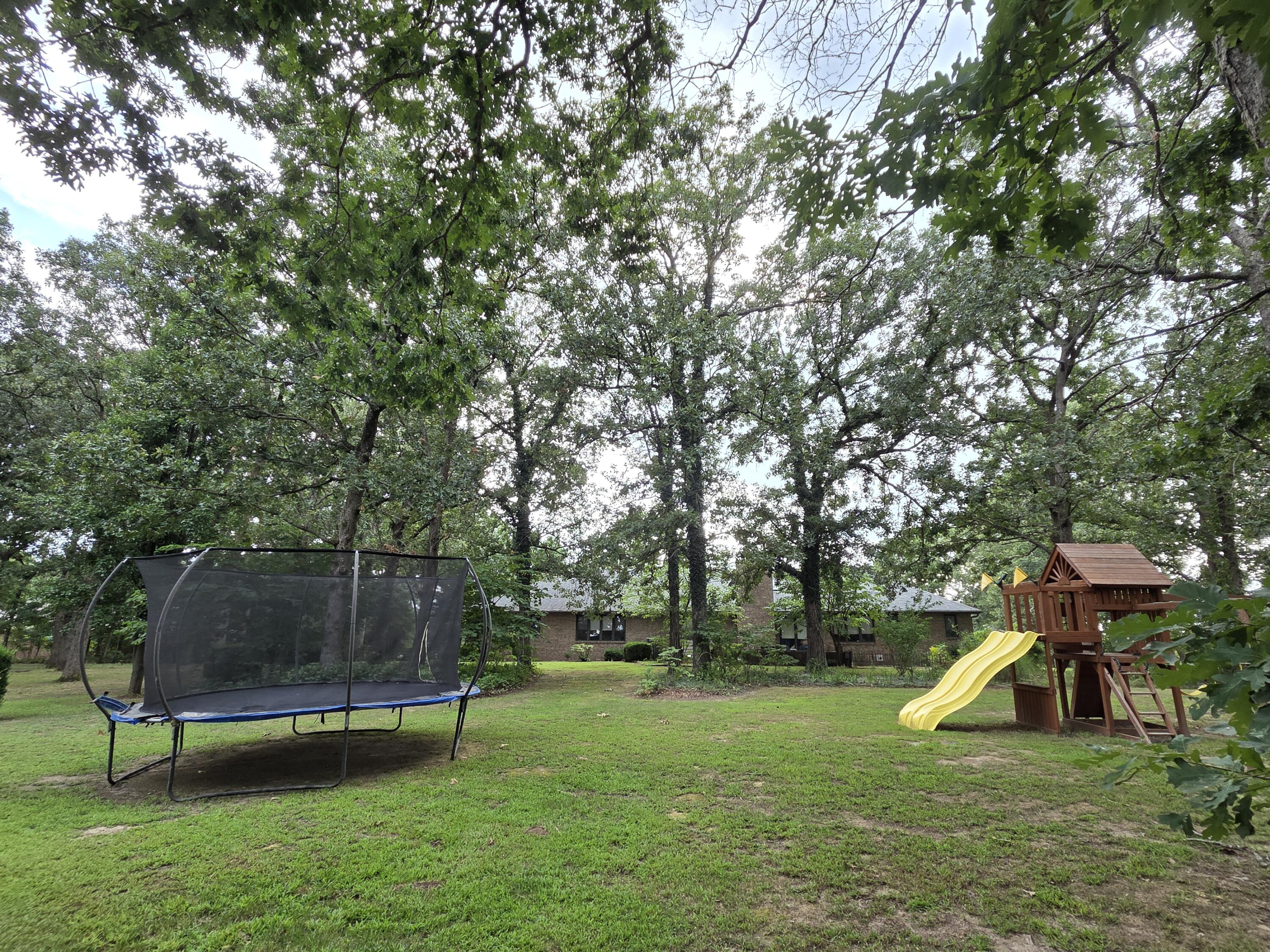 1738 Hawthorn Place Property Photo 32