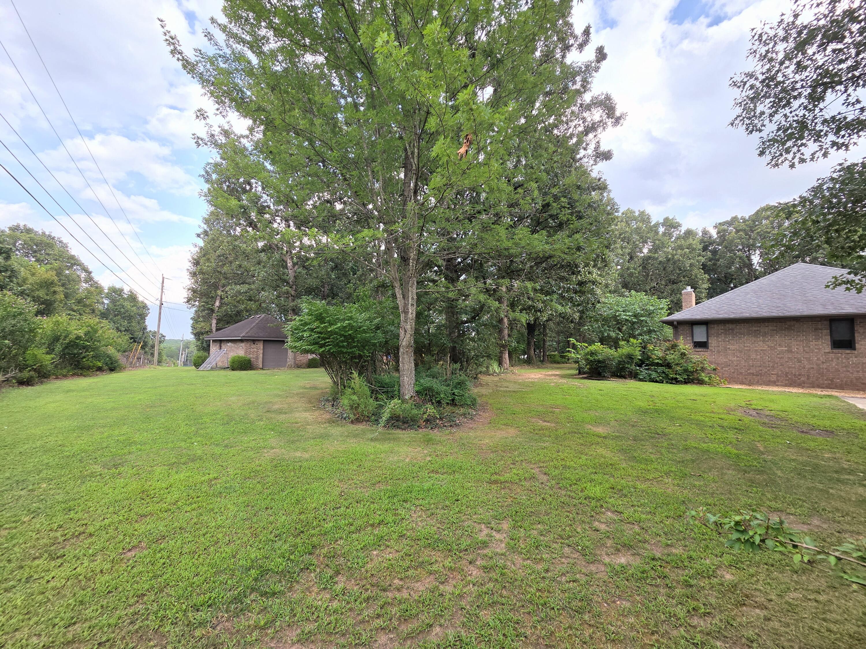 1738 Hawthorn Place Property Photo 33