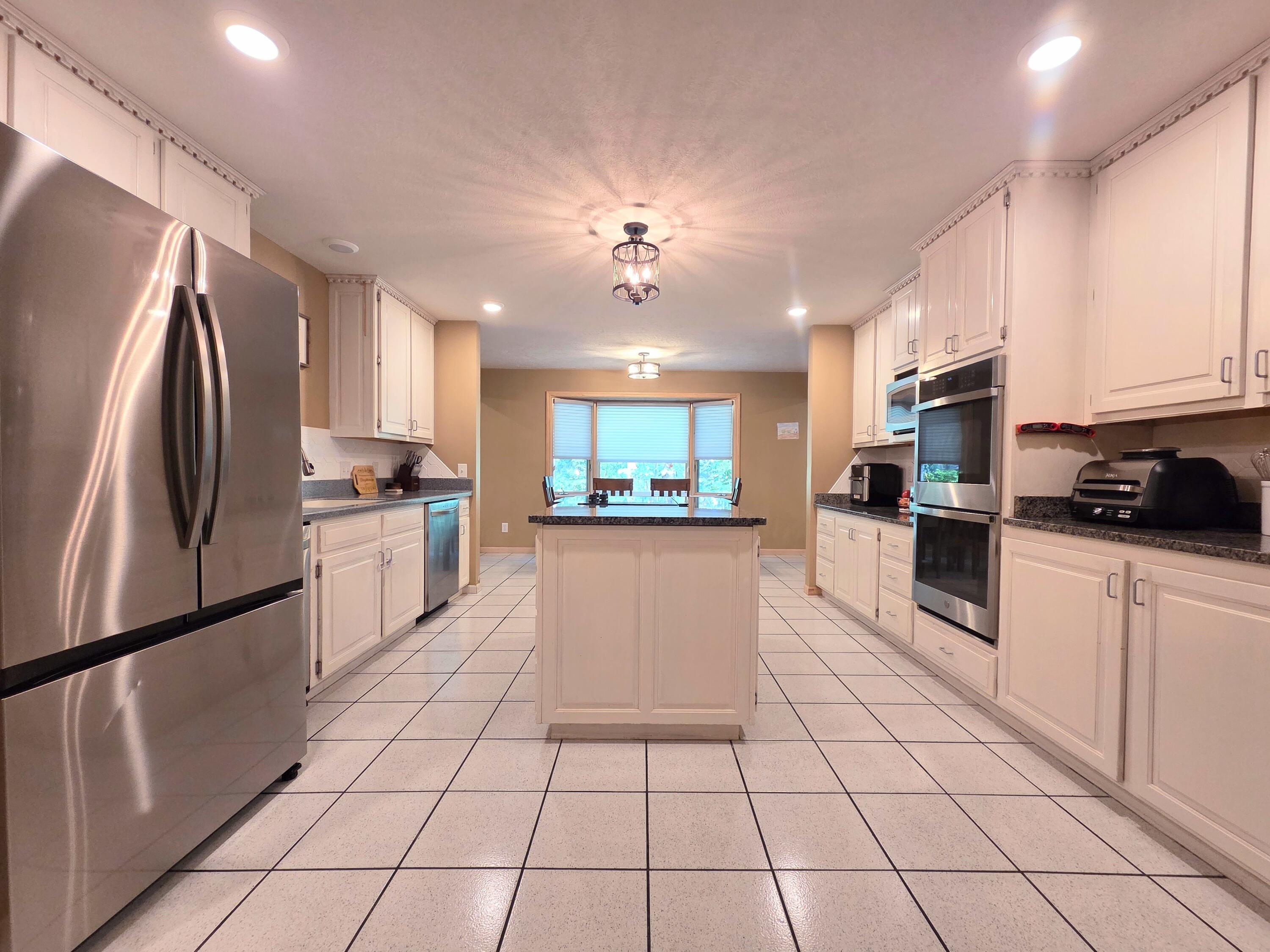 1738 Hawthorn Place Property Photo 46
