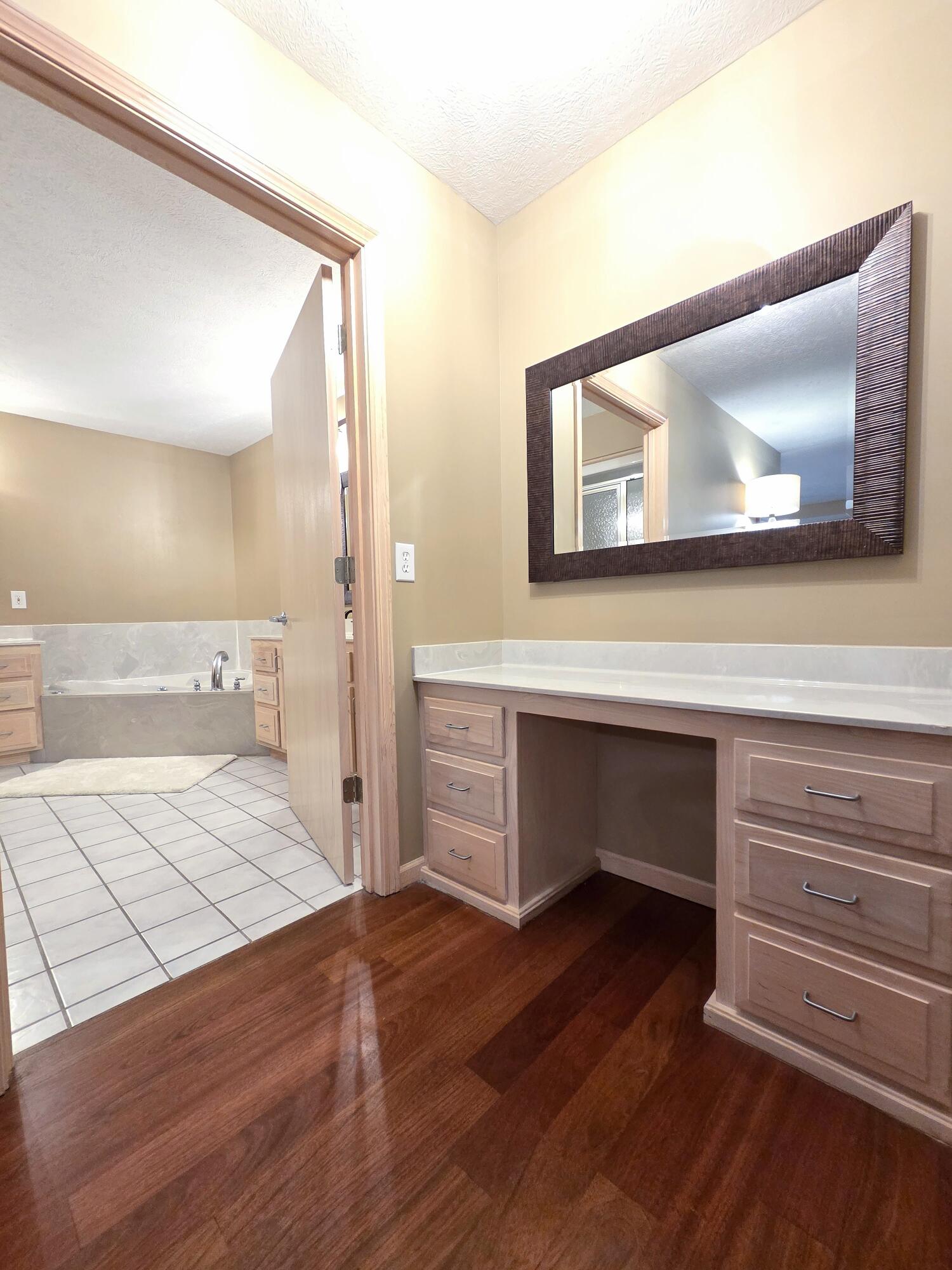 1738 Hawthorn Place Property Photo 62