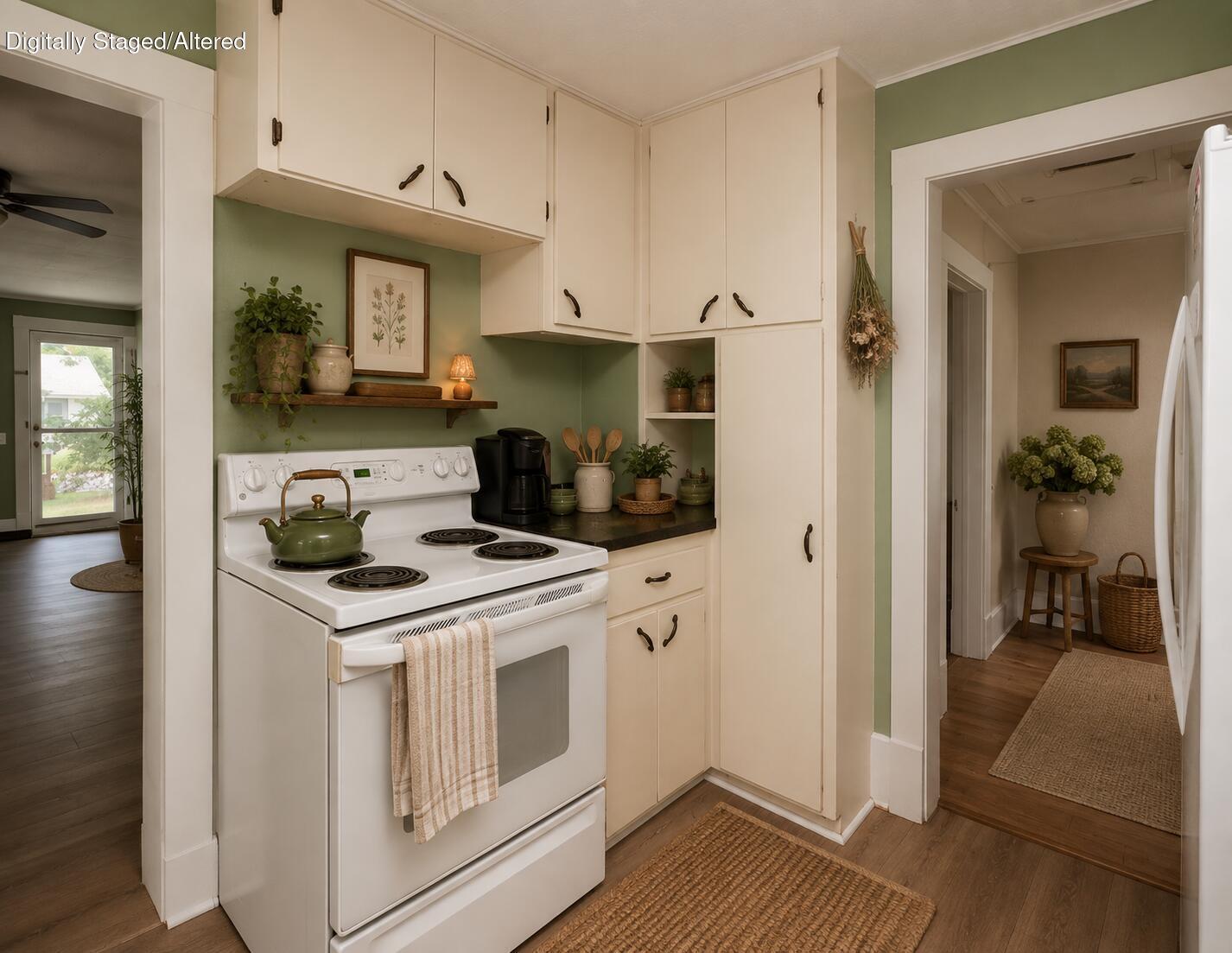 105 South Walnut Street Property Photo 15