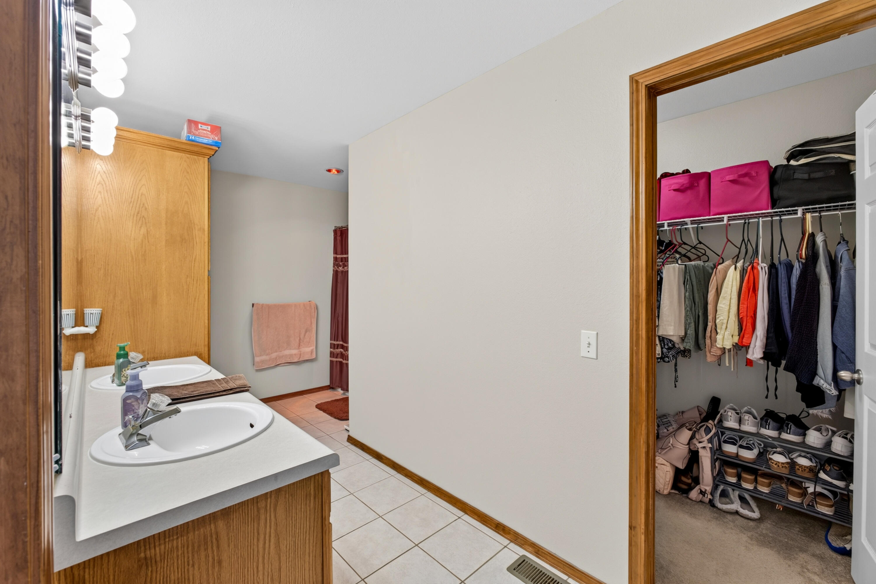 709 South Hazelnut Avenue Property Photo 19