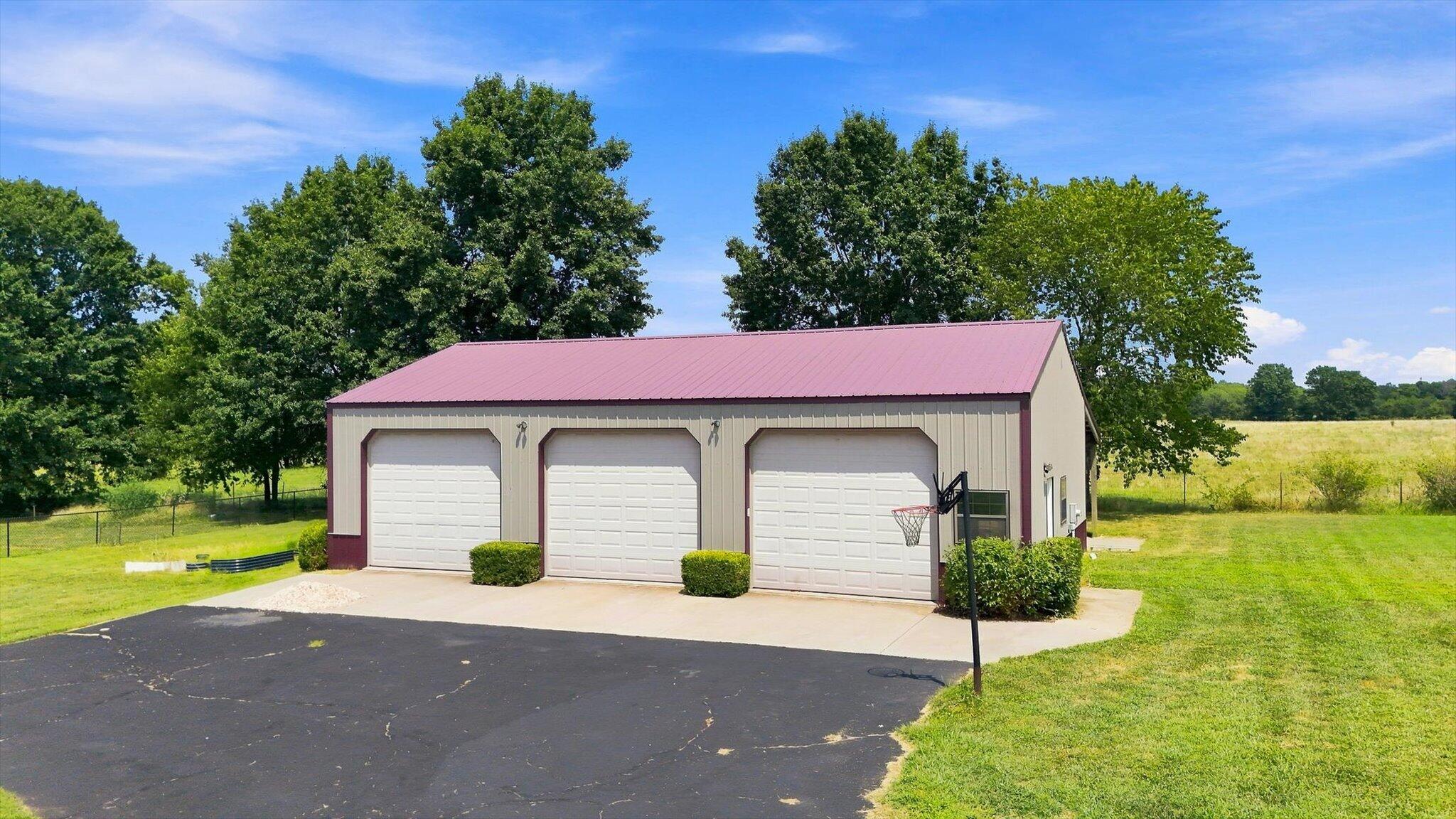 307 Evan Road Property Photo 49