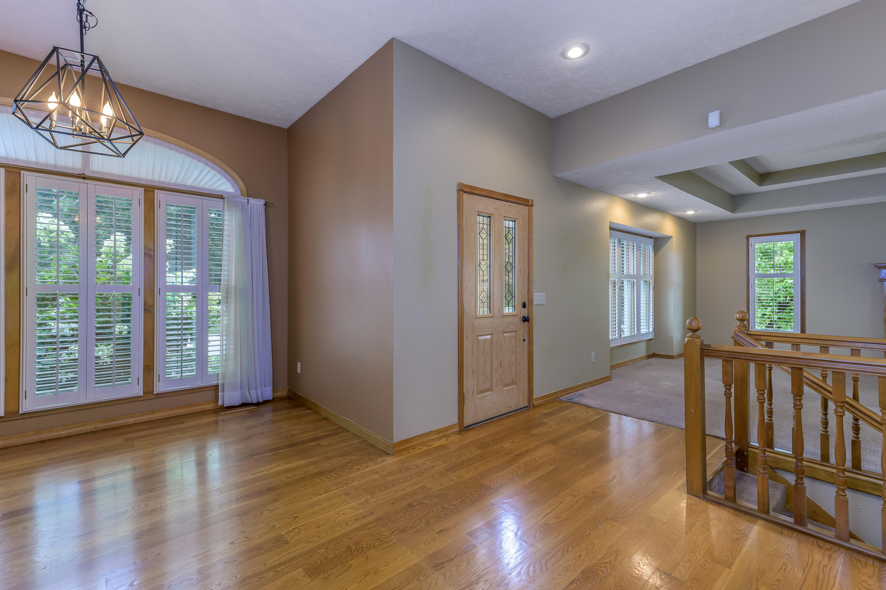 4602 South Forest Avenue Property Photo 8