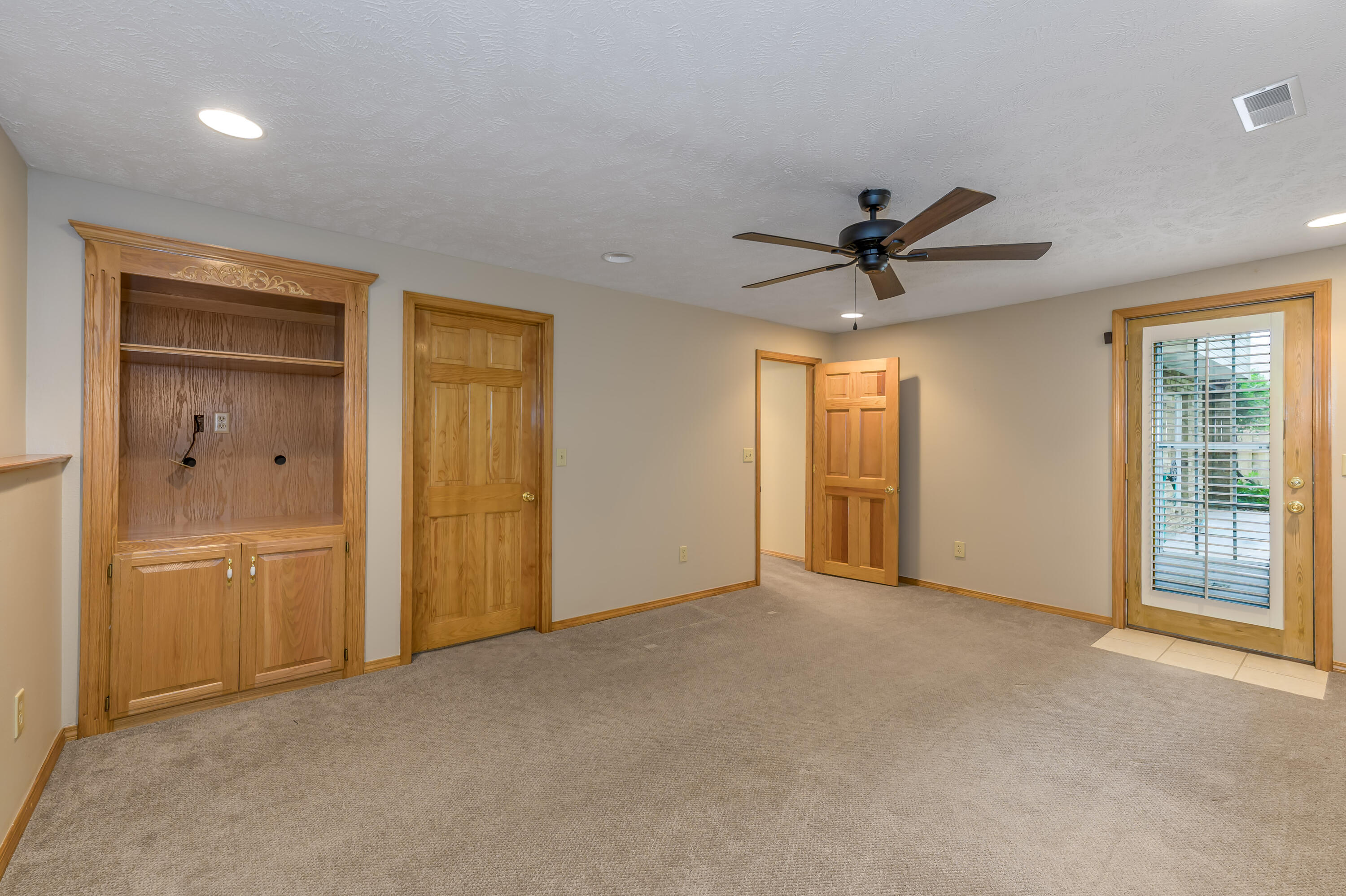 4602 South Forest Avenue Property Photo 43