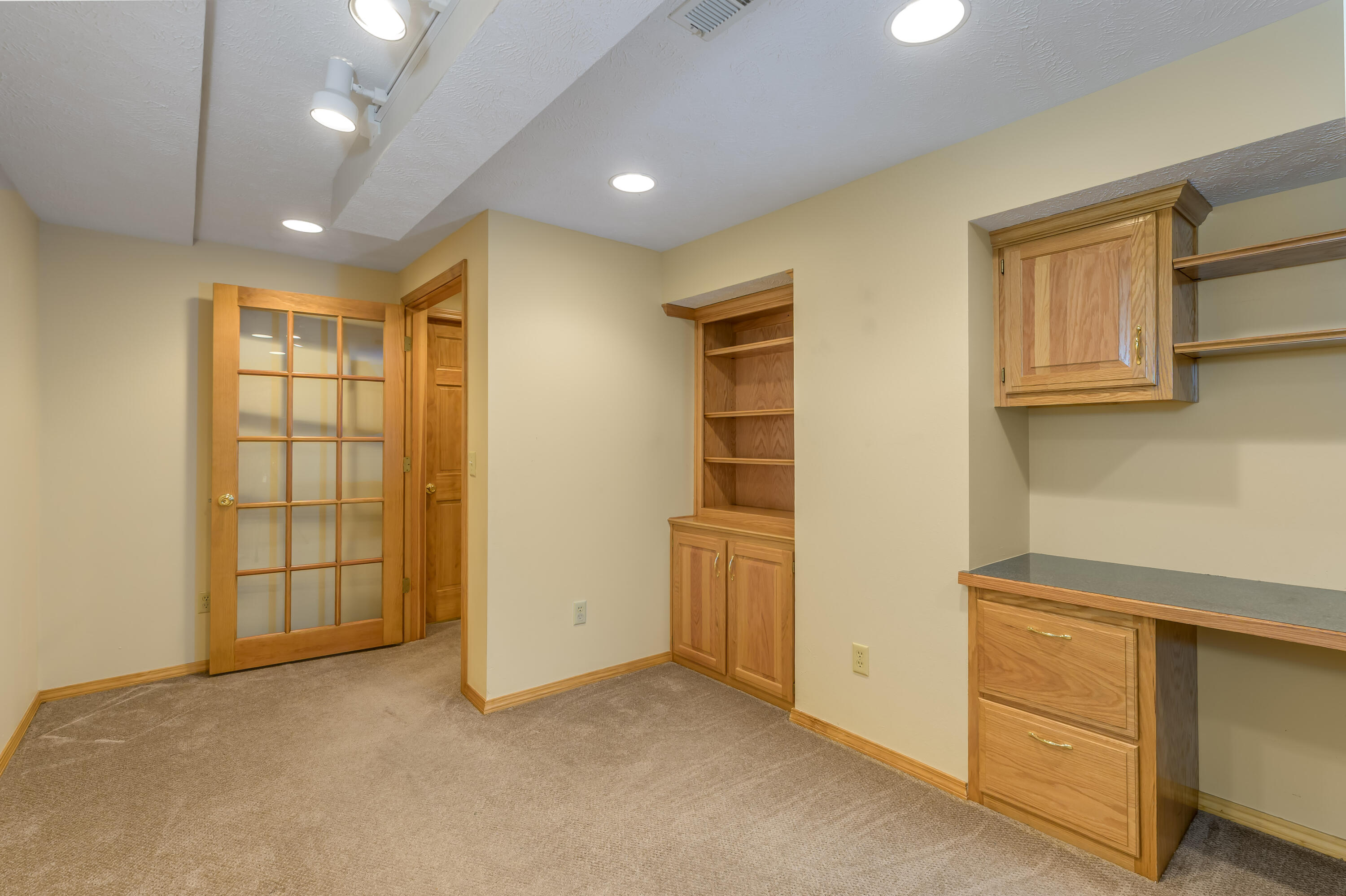 4602 South Forest Avenue Property Photo 49