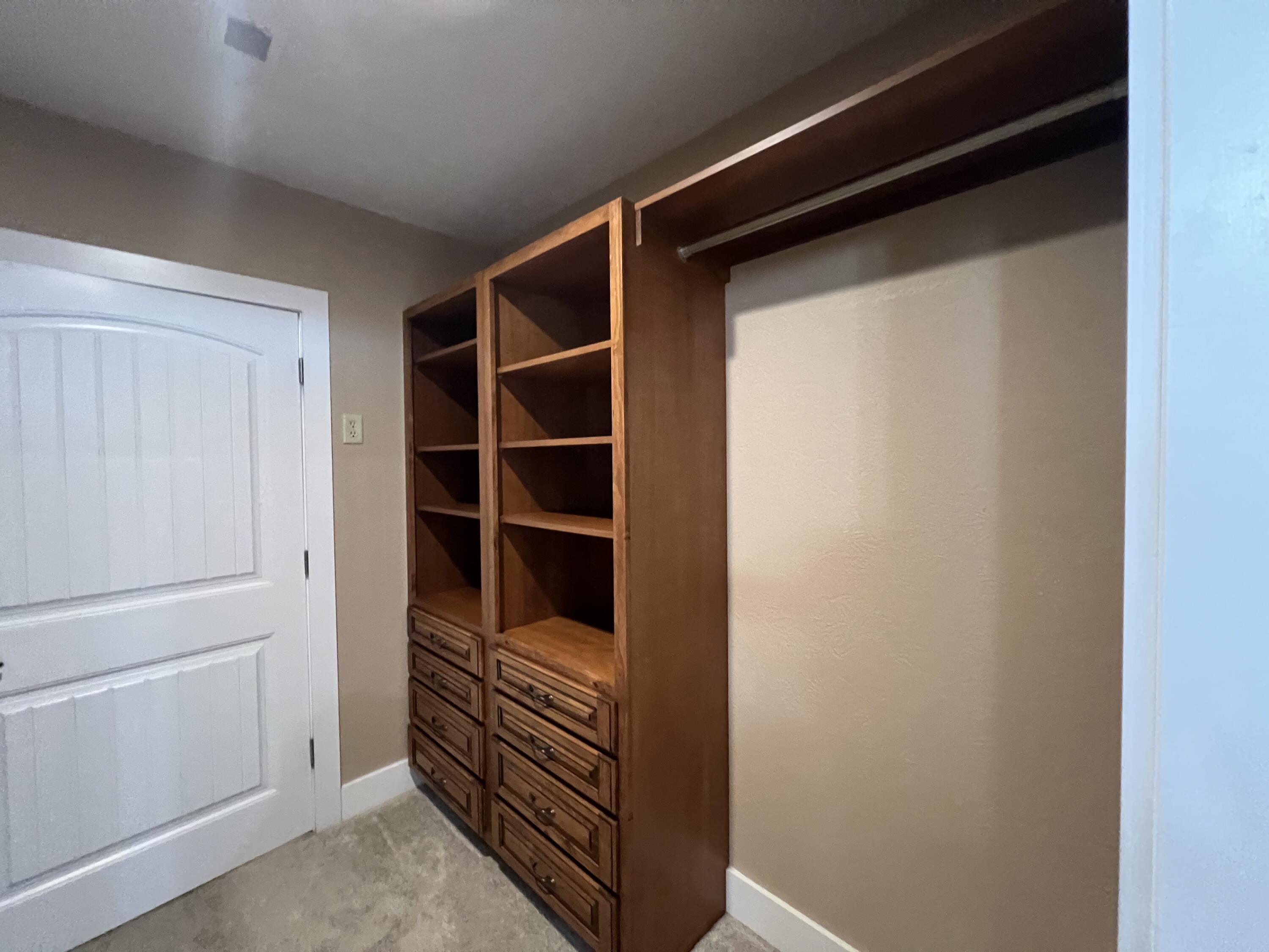 14 Treehouse Lane Apt 15 Property Photo 52